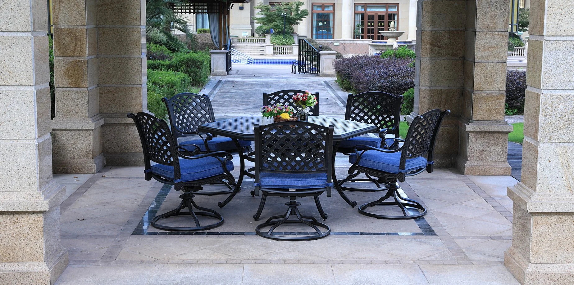 GATHERCRAFT’S MACAN COLLECTION
