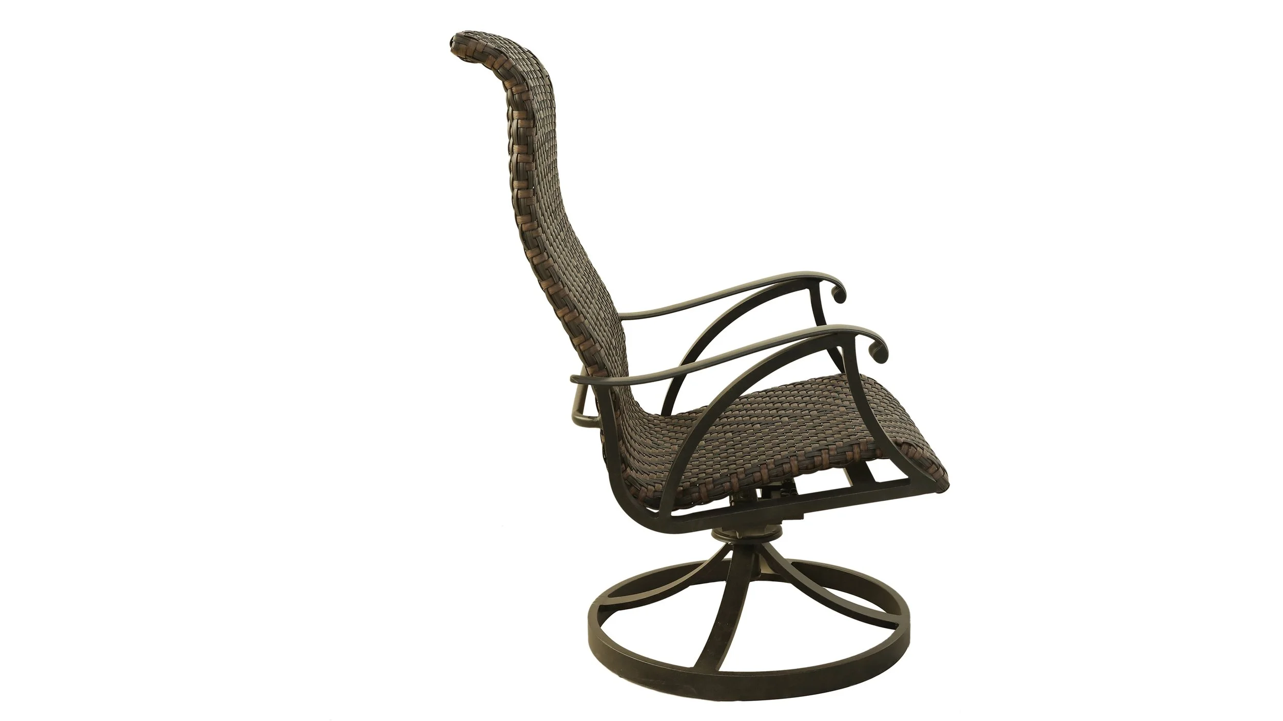 Castle_Rock_Wicker_Swivel_Chair_W_Right.JPG