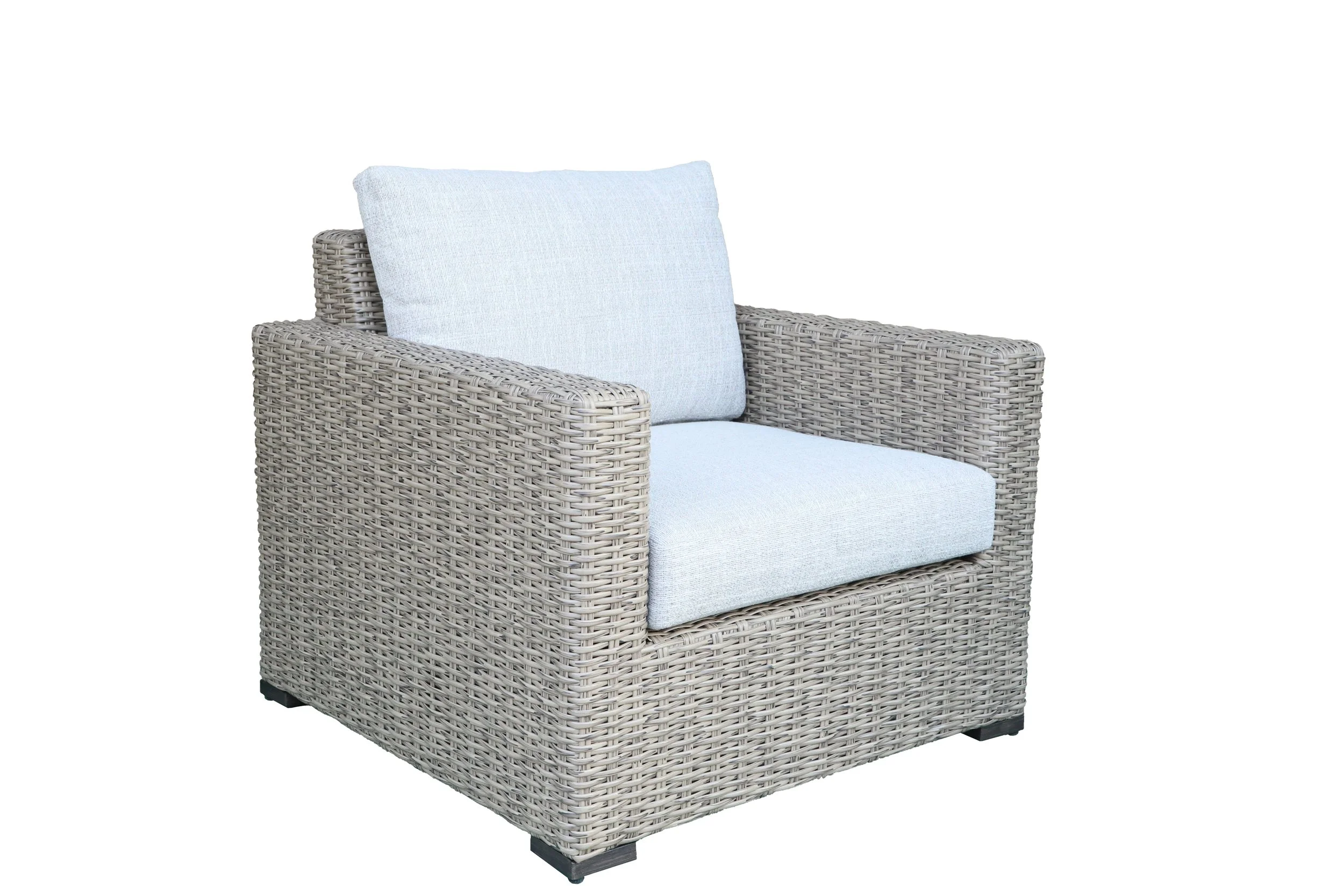 Lakeshore_Club_Chair_W_Front34(1).jpg