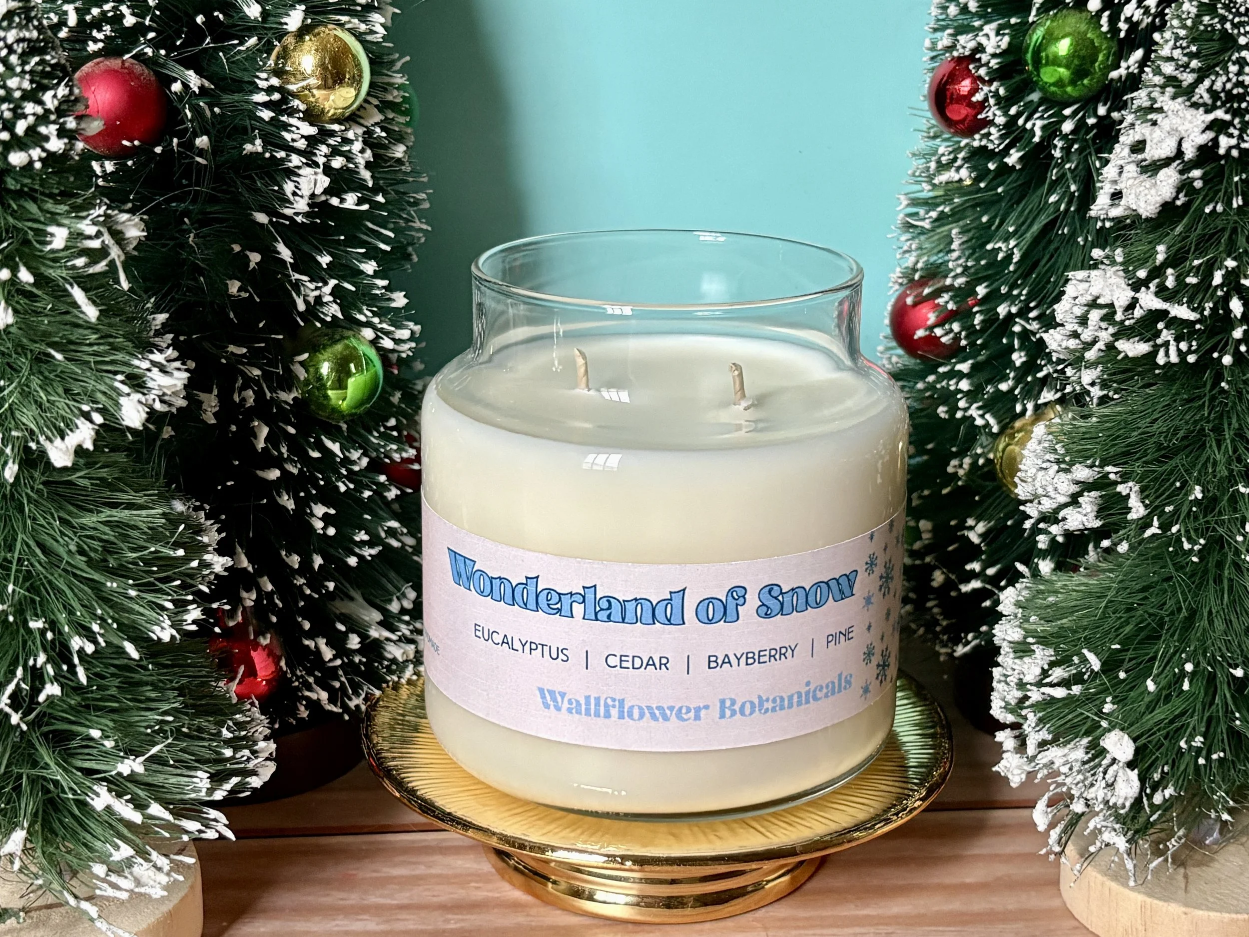 Wonderland of Snow Candle