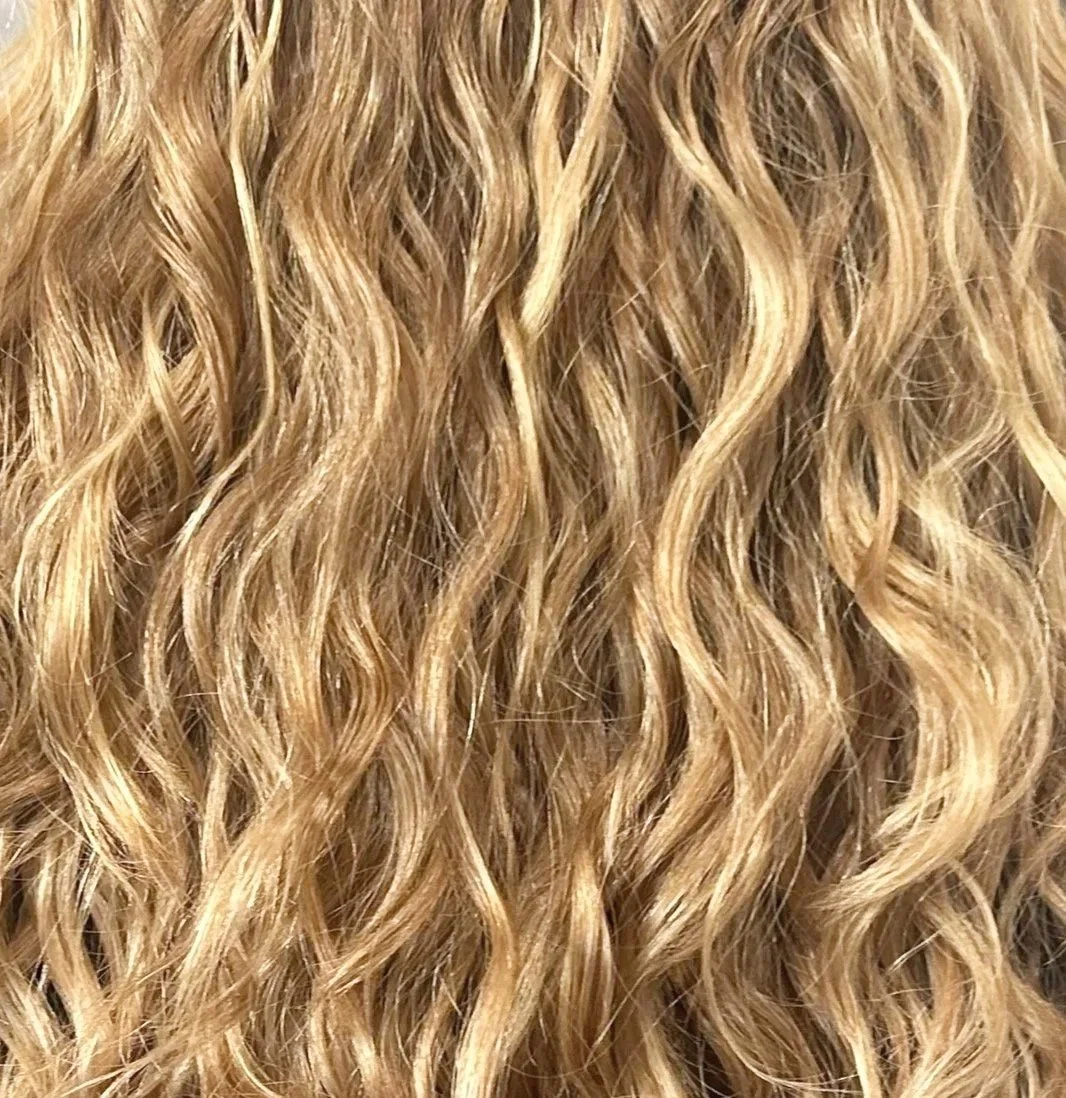 Importance of Clarifying Curls 