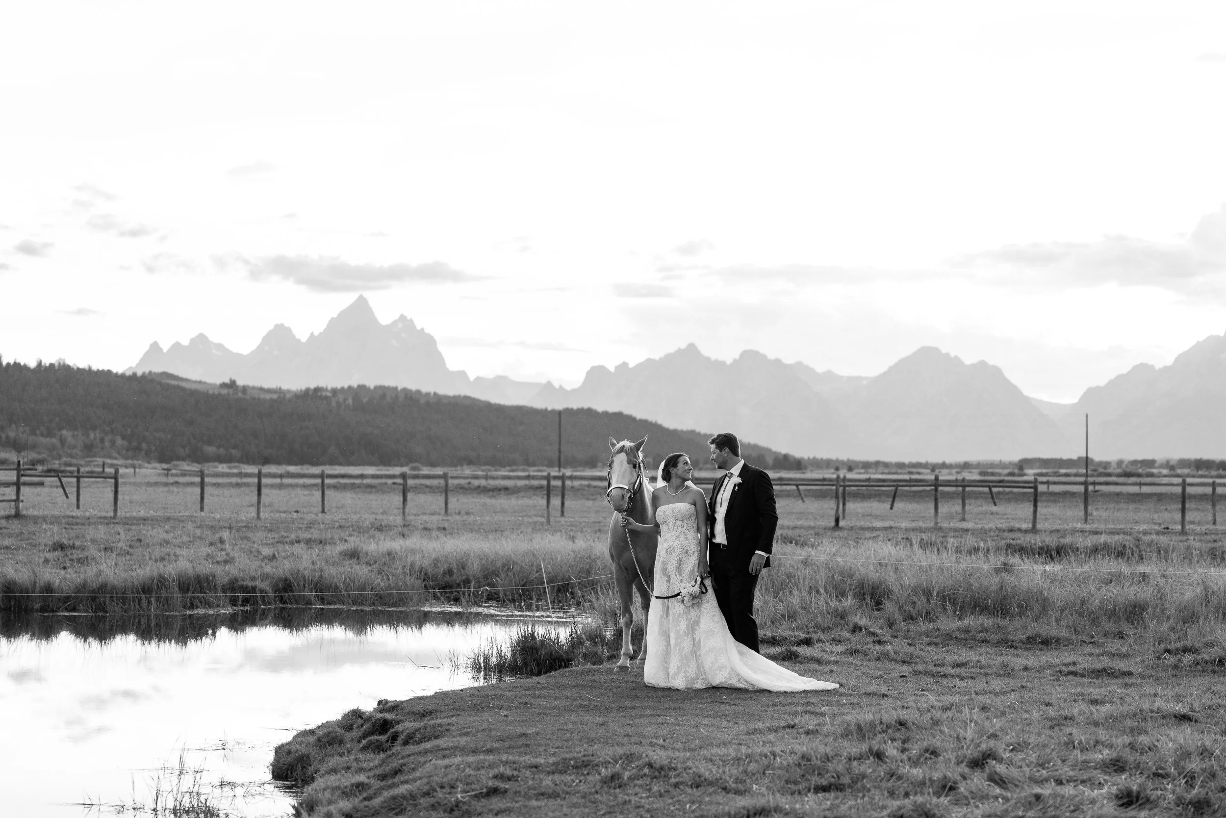 WeddingPhotographyJacksonHole-285.jpg
