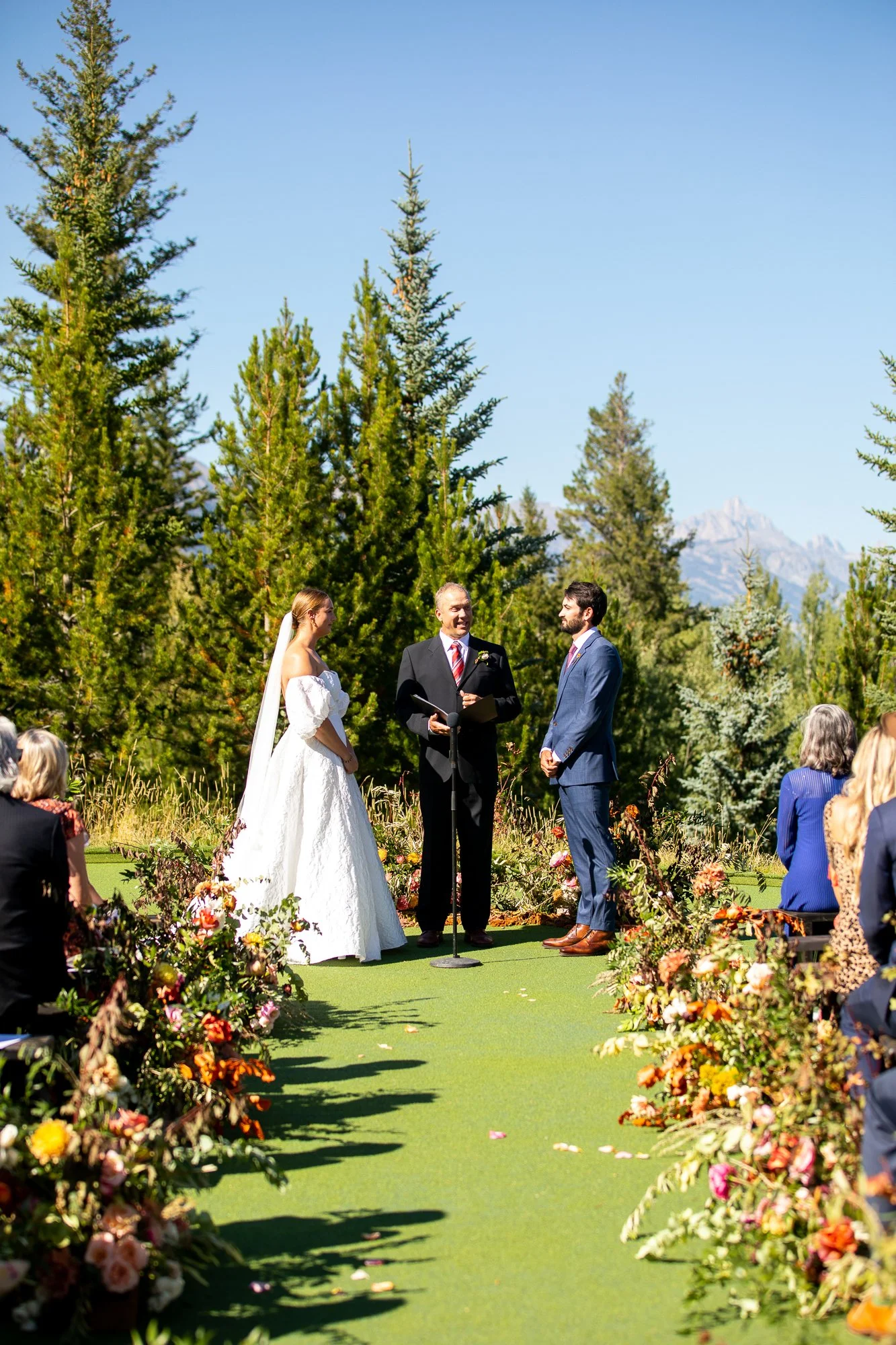LindleyRust_JacksonHoleWedding-101.jpg
