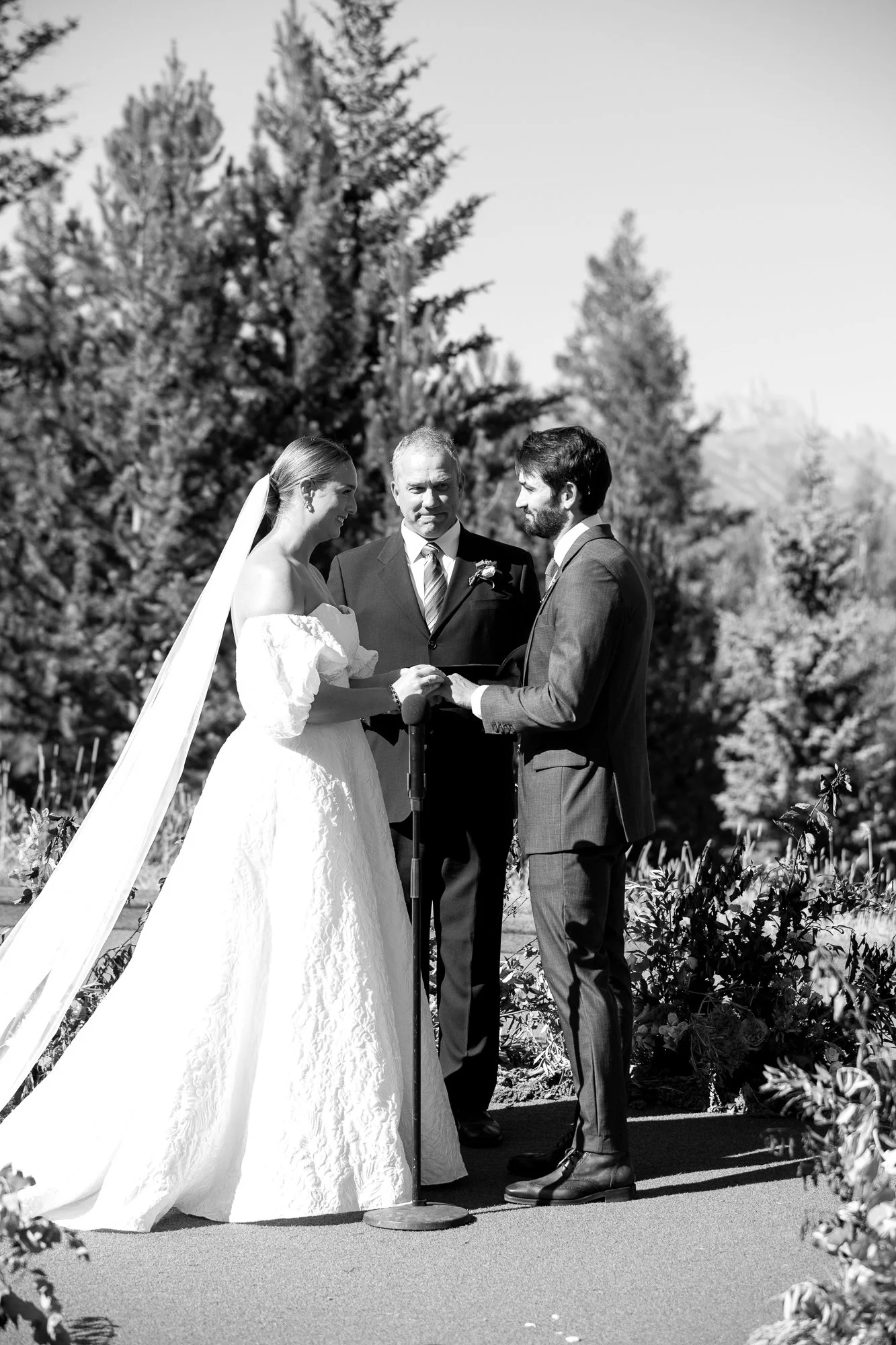 LindleyRust_JacksonHoleWedding-116.jpg