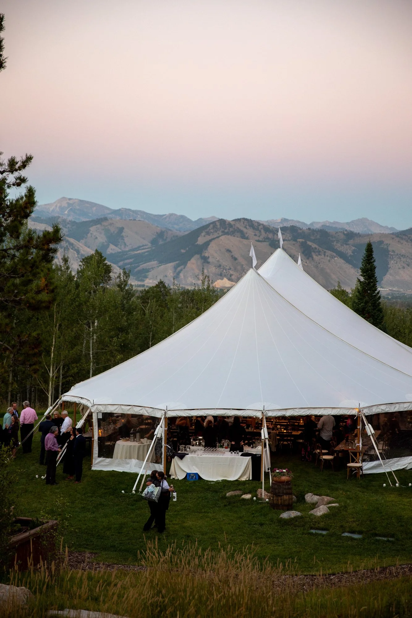 LindleyRust_JacksonHoleWedding-203.jpg