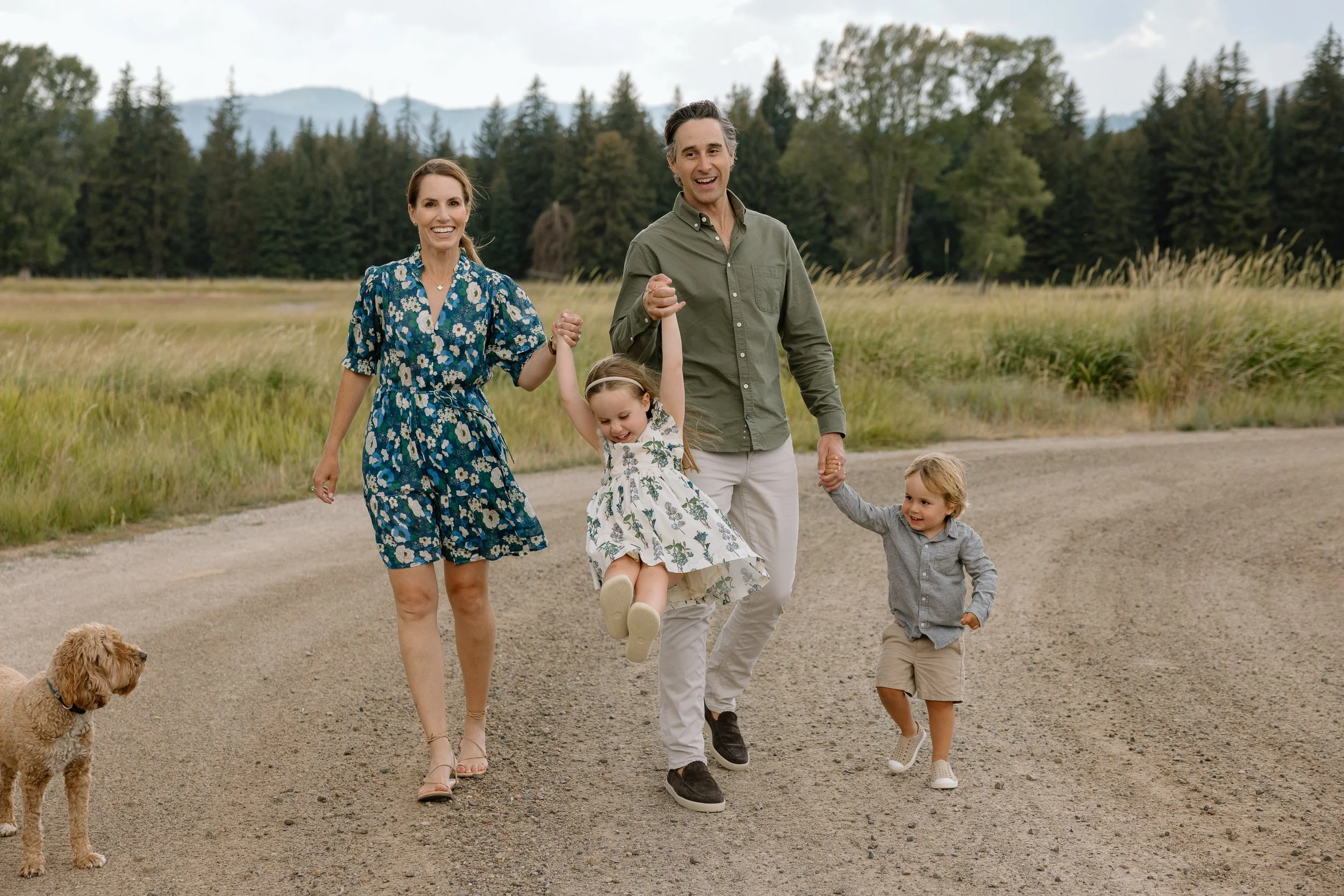 FamilyPhotographyJacksonHole-90.jpg