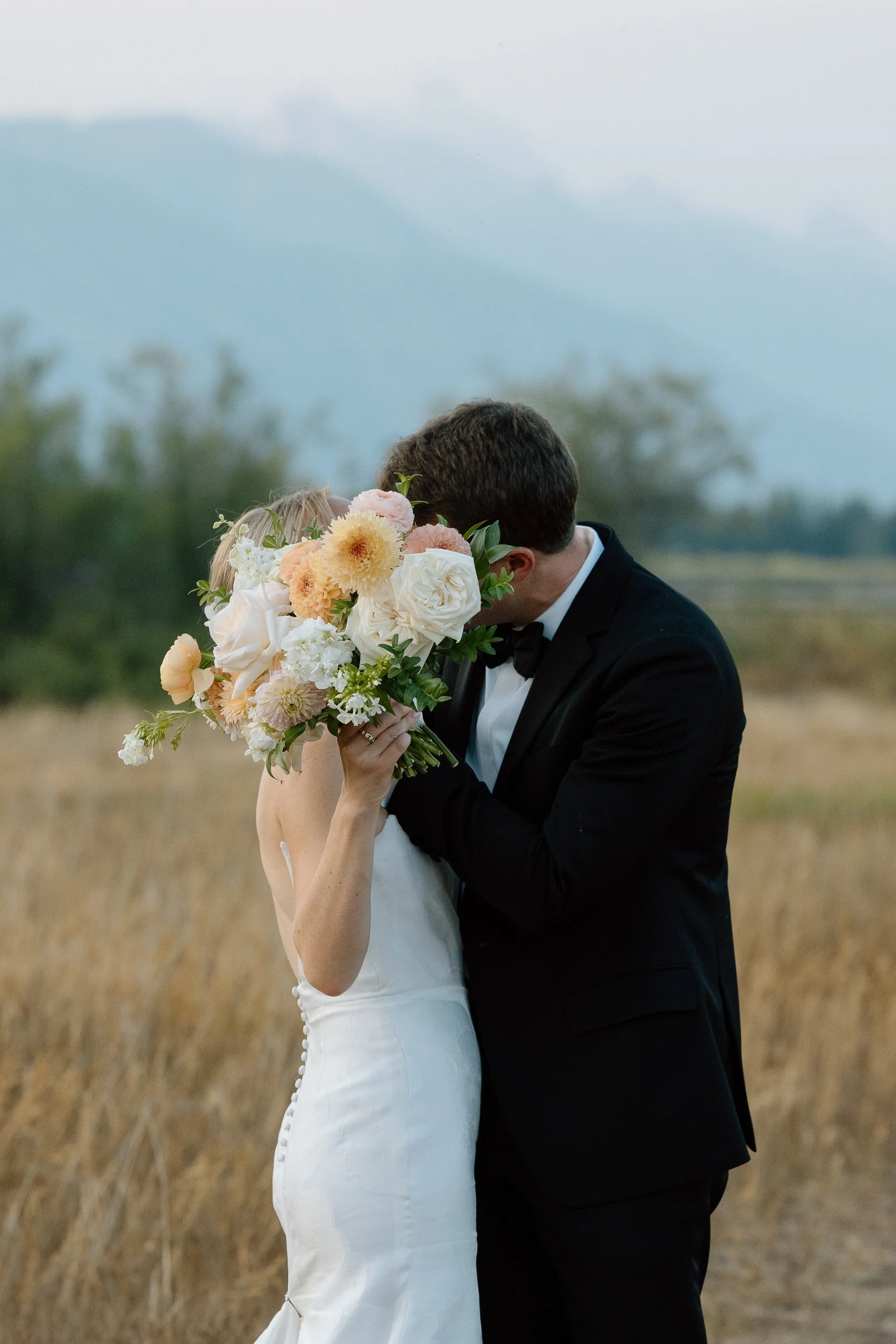 WeddingPhotographyJacksonHole-96.jpg