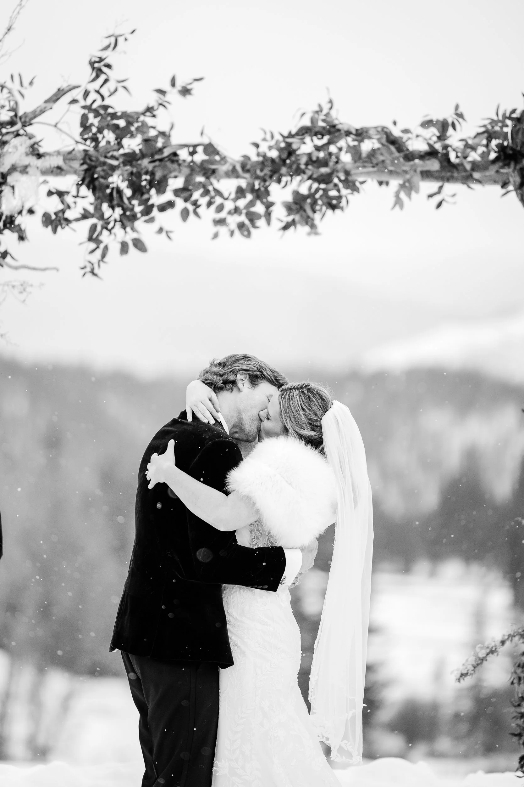 WeddingPhotographyJacksonHole-53.jpg