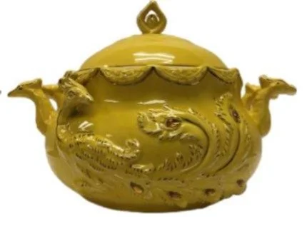 Sopera Pavo Real $32 yellow.JPG