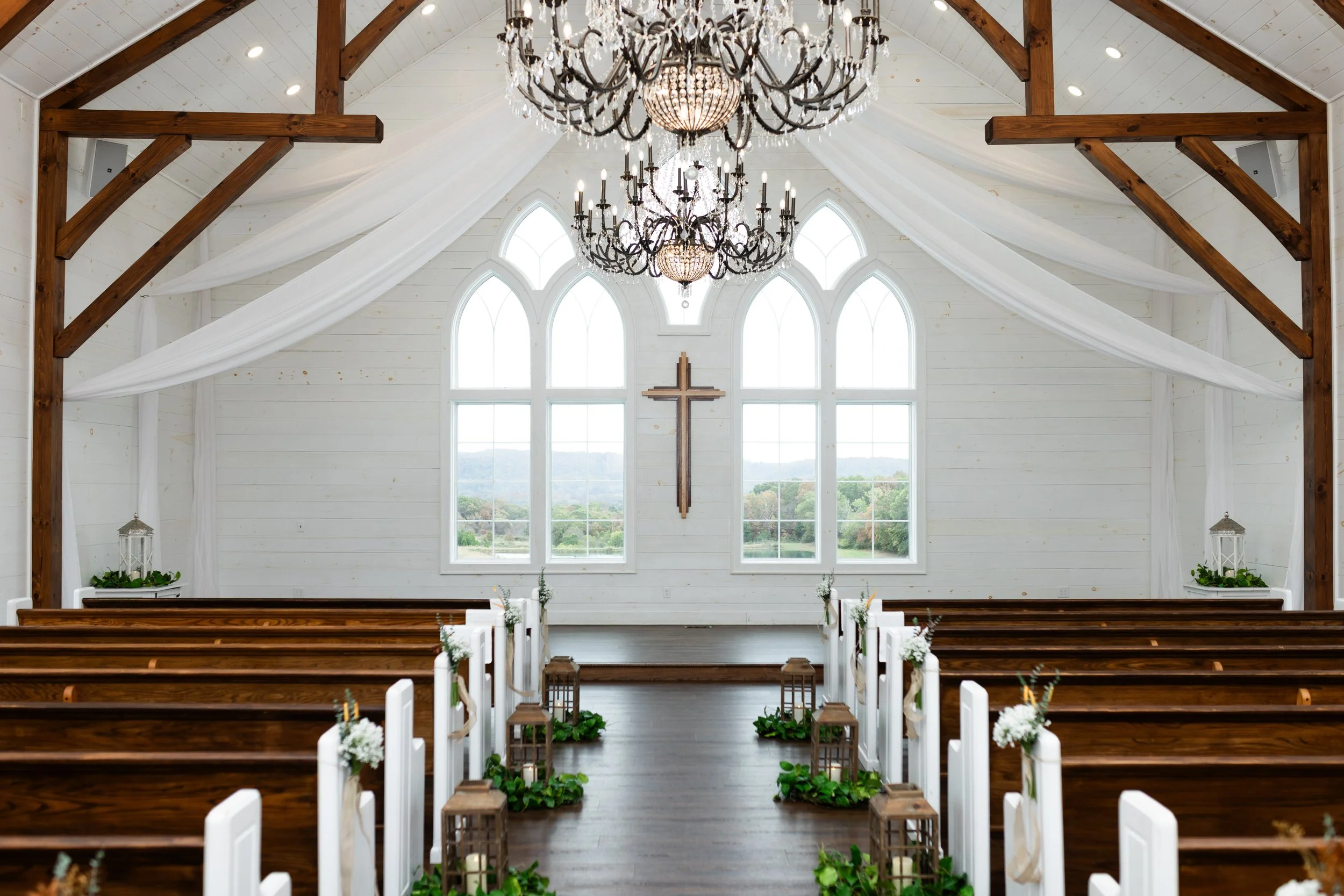 Why Choosing Your Wedding Venue Impacts Your Photos More Than You Think