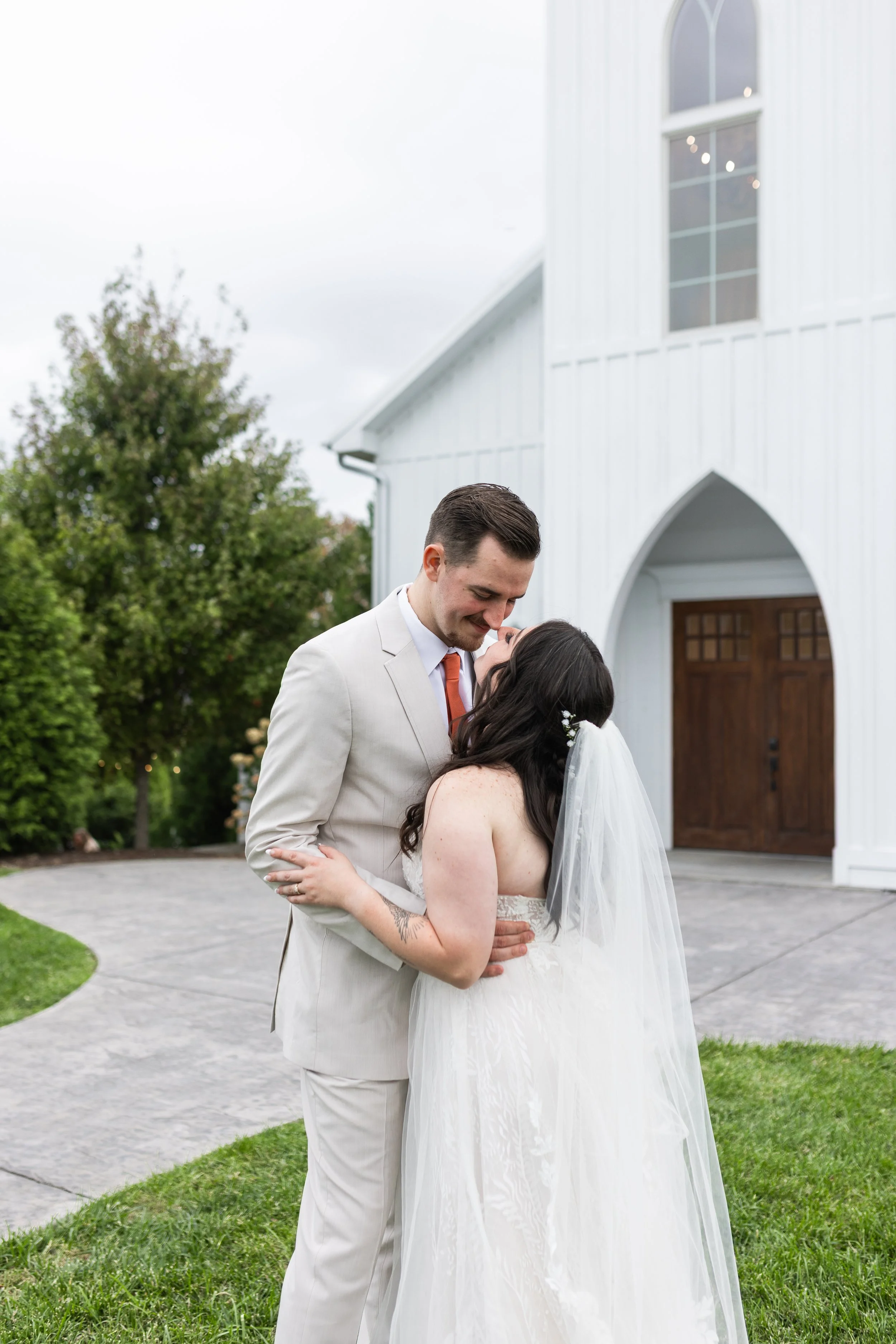 How to Build a Stress-Free Wedding Day Timeline (From a Photographer Who Does This Every Weekend)