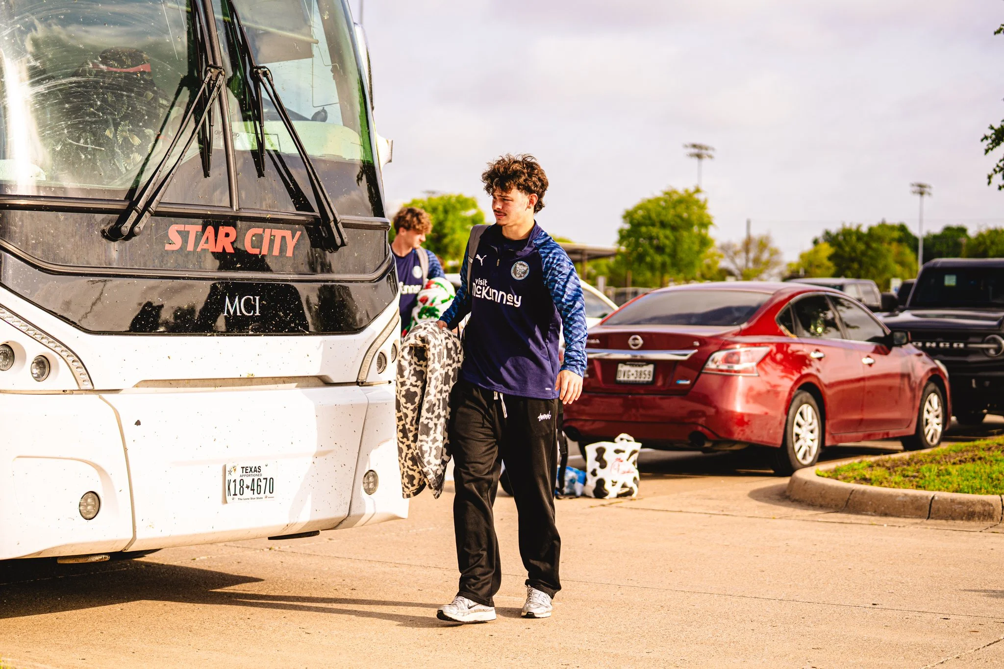 Bus - Tristan P-105.jpg