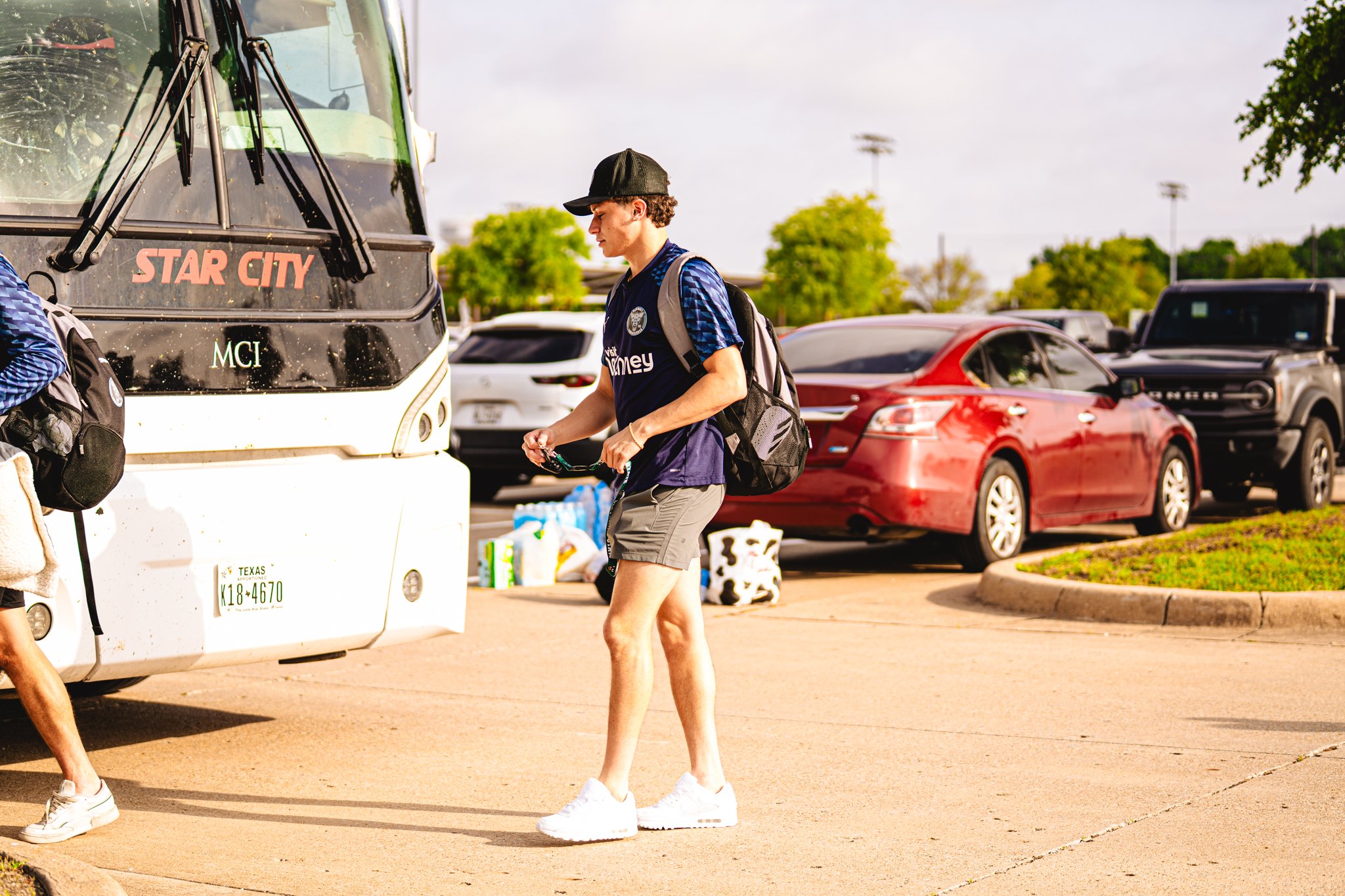 Bus - Tristan P-104.jpg