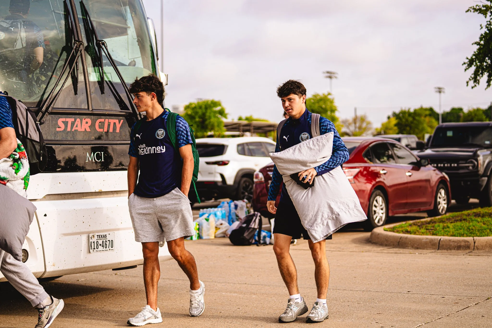 Bus - Tristan P-107.jpg