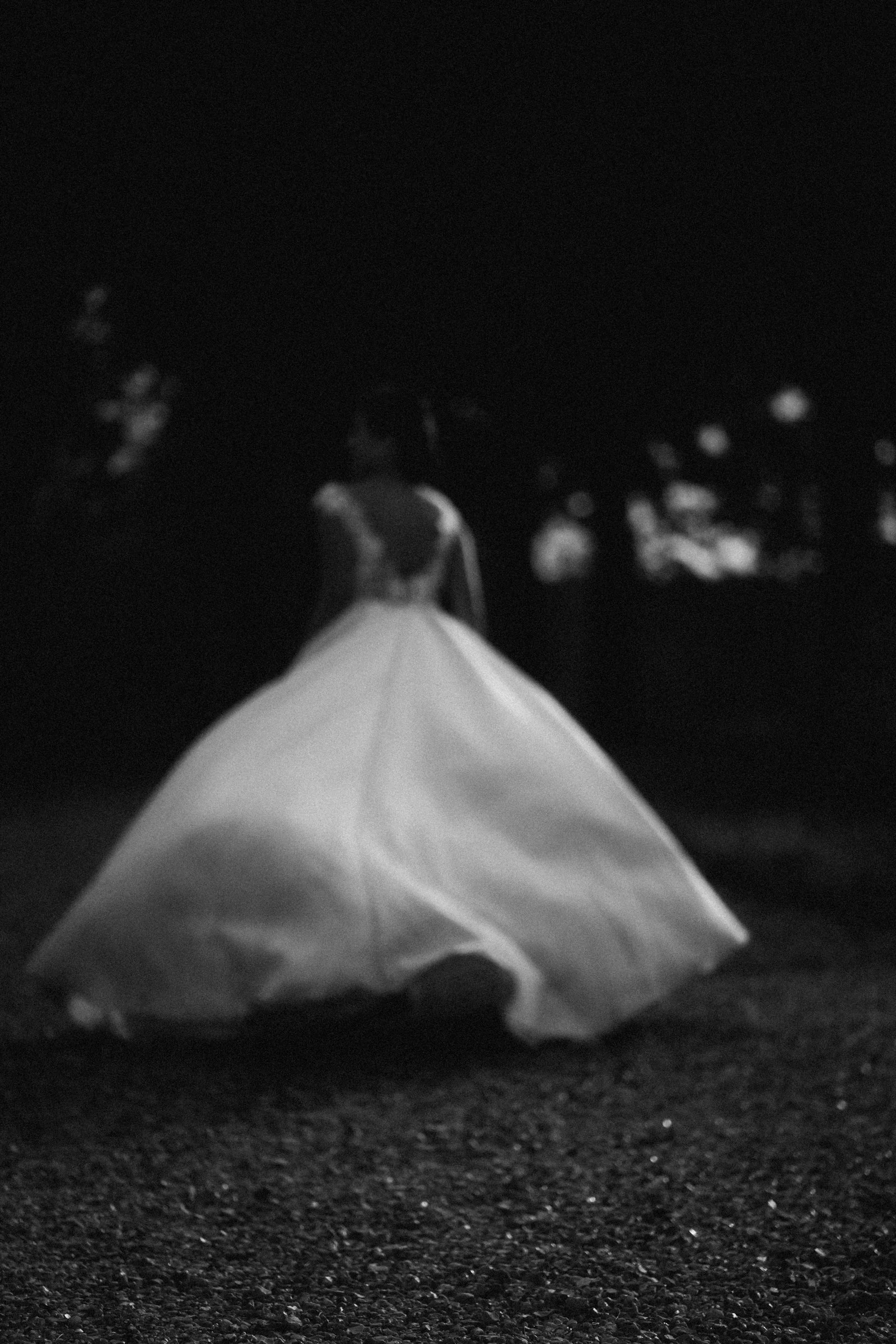 ceremonie-mariage-asiatique-traditions-destination-wedding-photographe-mariage-video-mariage-the-wild-strawberry.webp
