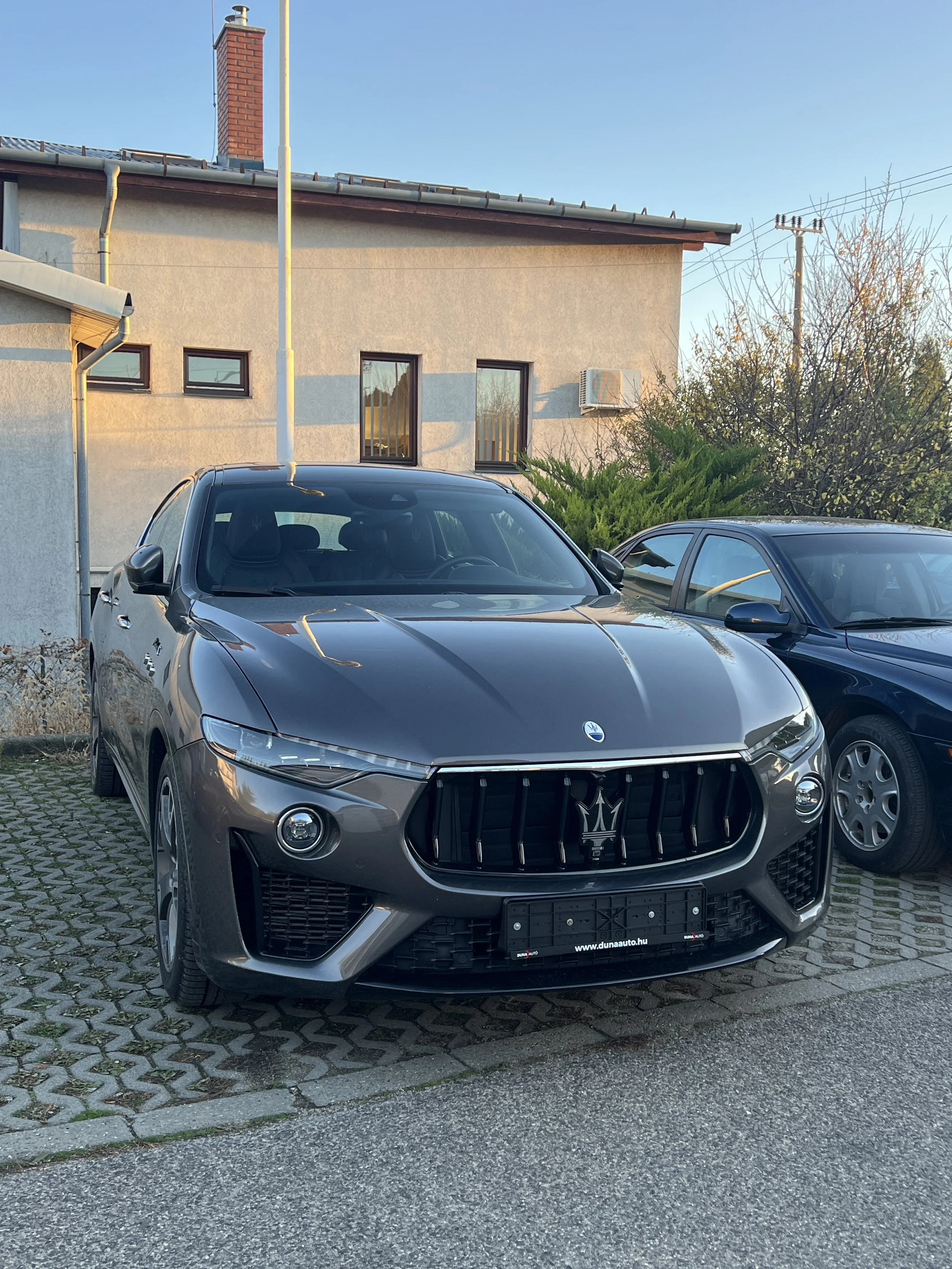 Prémium autó honosítás és regisztráció egy nap alatt.