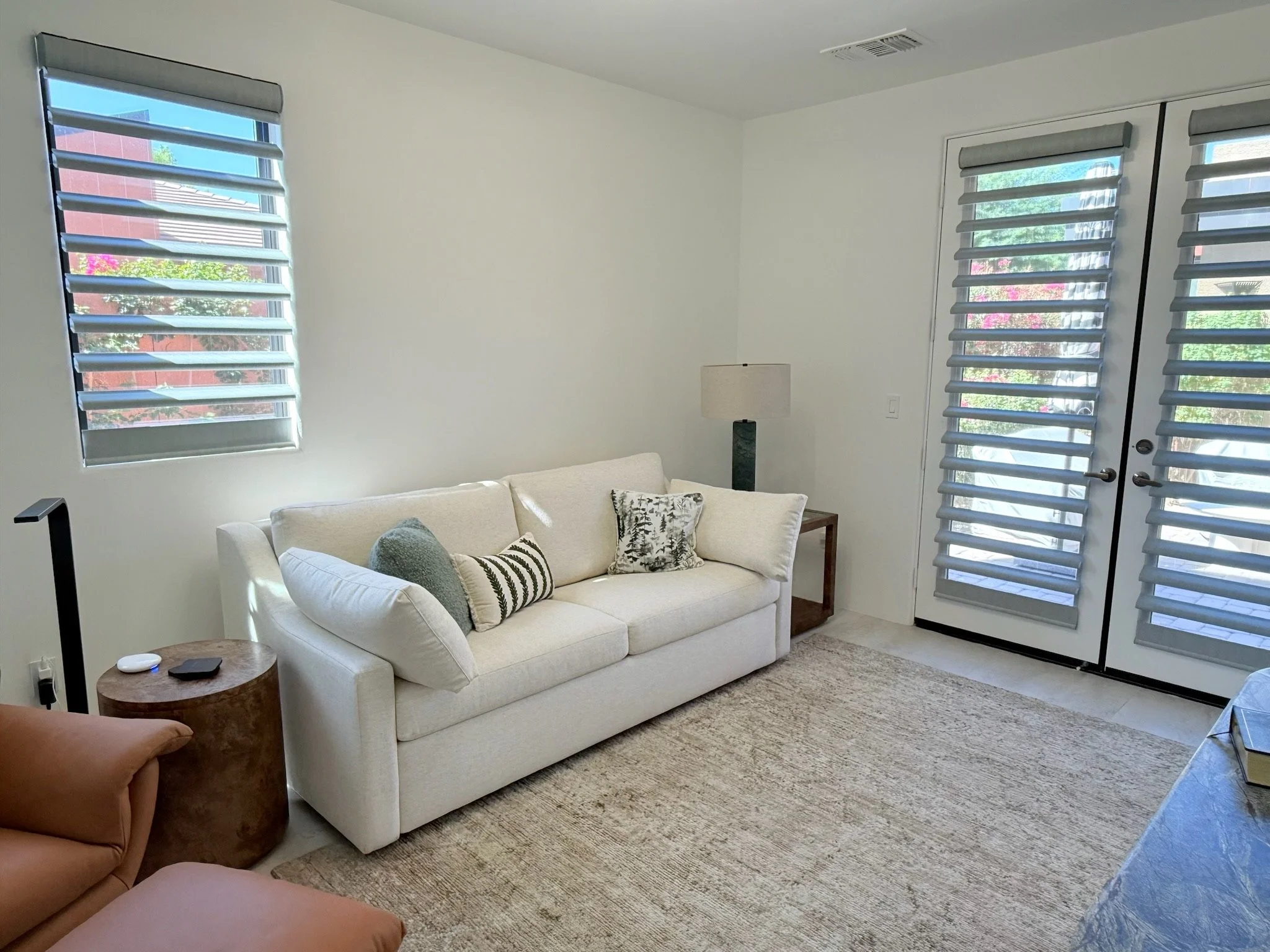 Hunter Douglas Pirouette room darkening shades in La Quinta