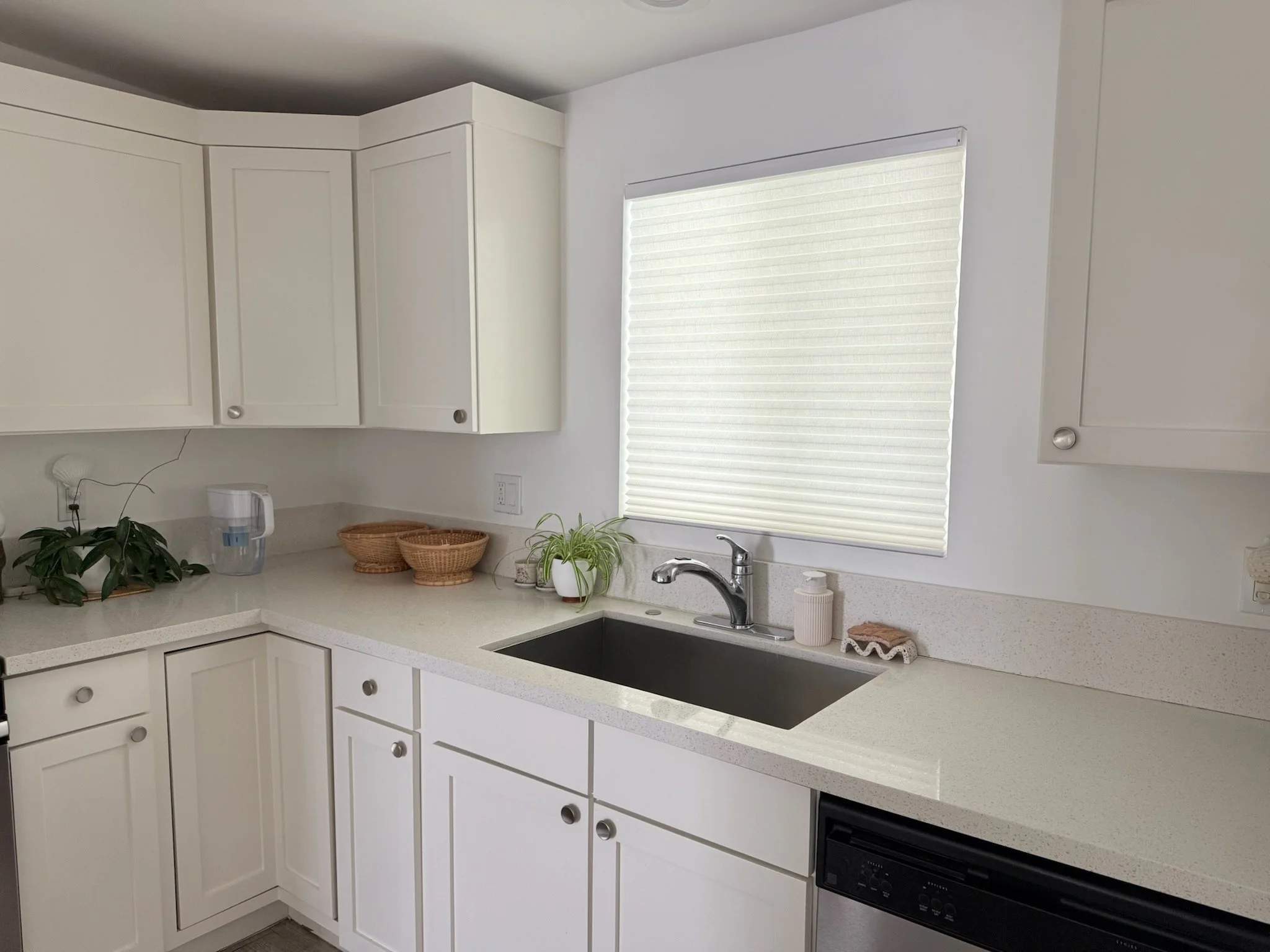 Hunter Douglas Duette Honeycomb Shades in Palm Desert