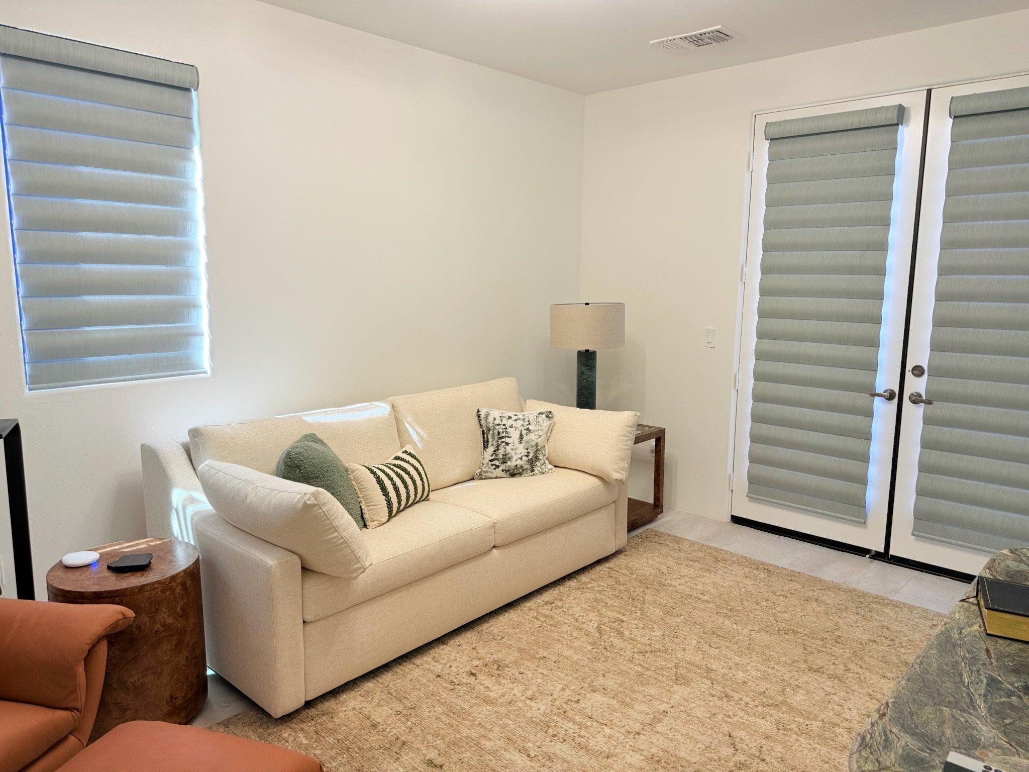 Hunter Douglas Pirouette room darkening shades in La Quinta