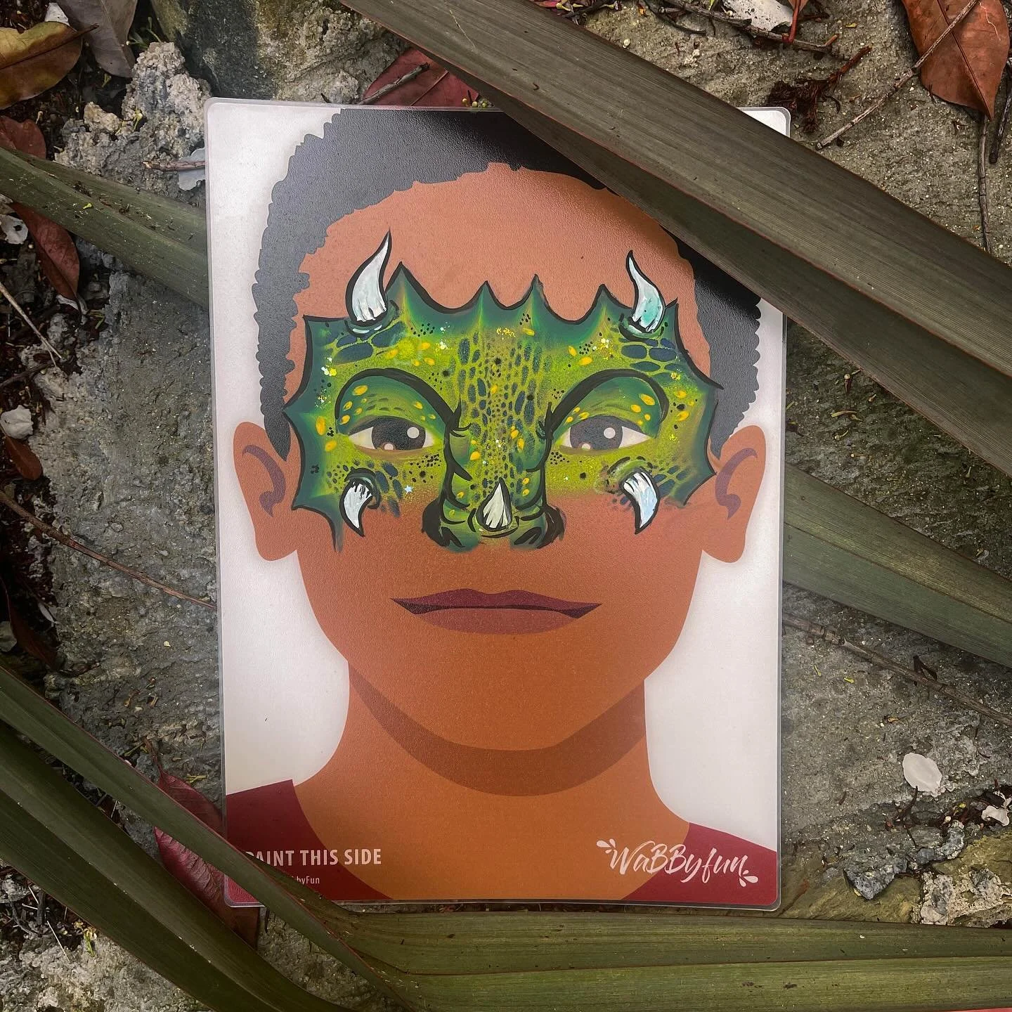 Monster? Dinosaur? Monster-saur? I don&rsquo;t know but it sure looks cool 😎 

#canberrafacepainting #facepaintingdesigns #facepainting #facepaint #facepaintdinosaur #facepaintmonster #kidsfacepaintideas #kidsfacepainting