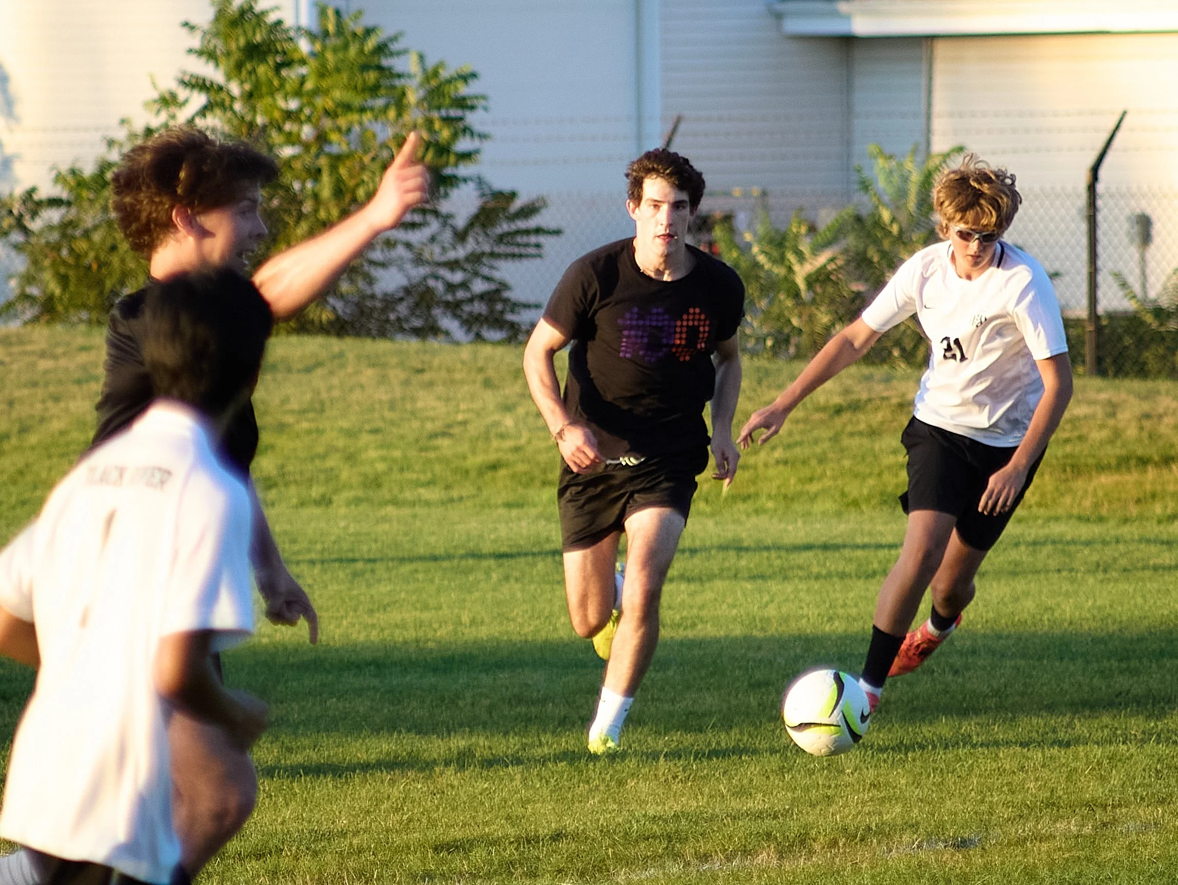 BR Alumni Soccer 26 97.jpg