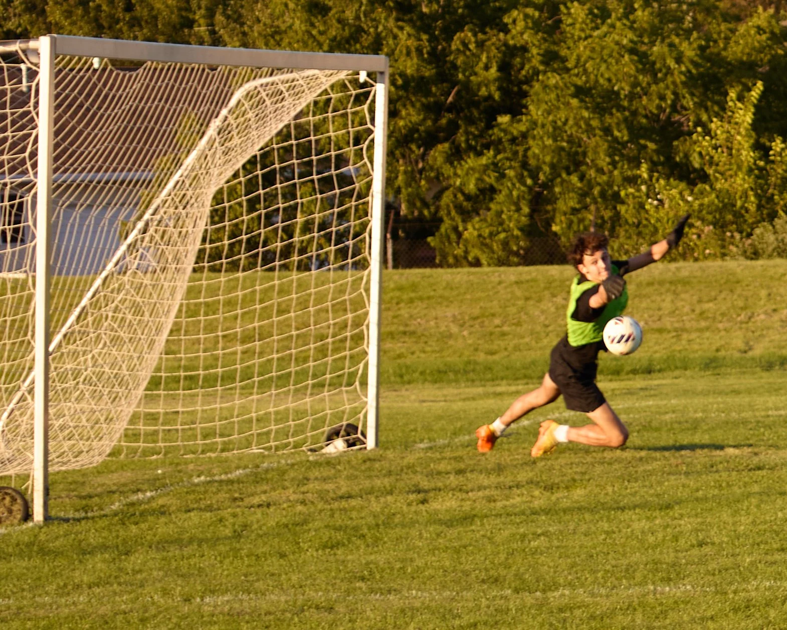 BR Alumni Soccer 26 85.jpg