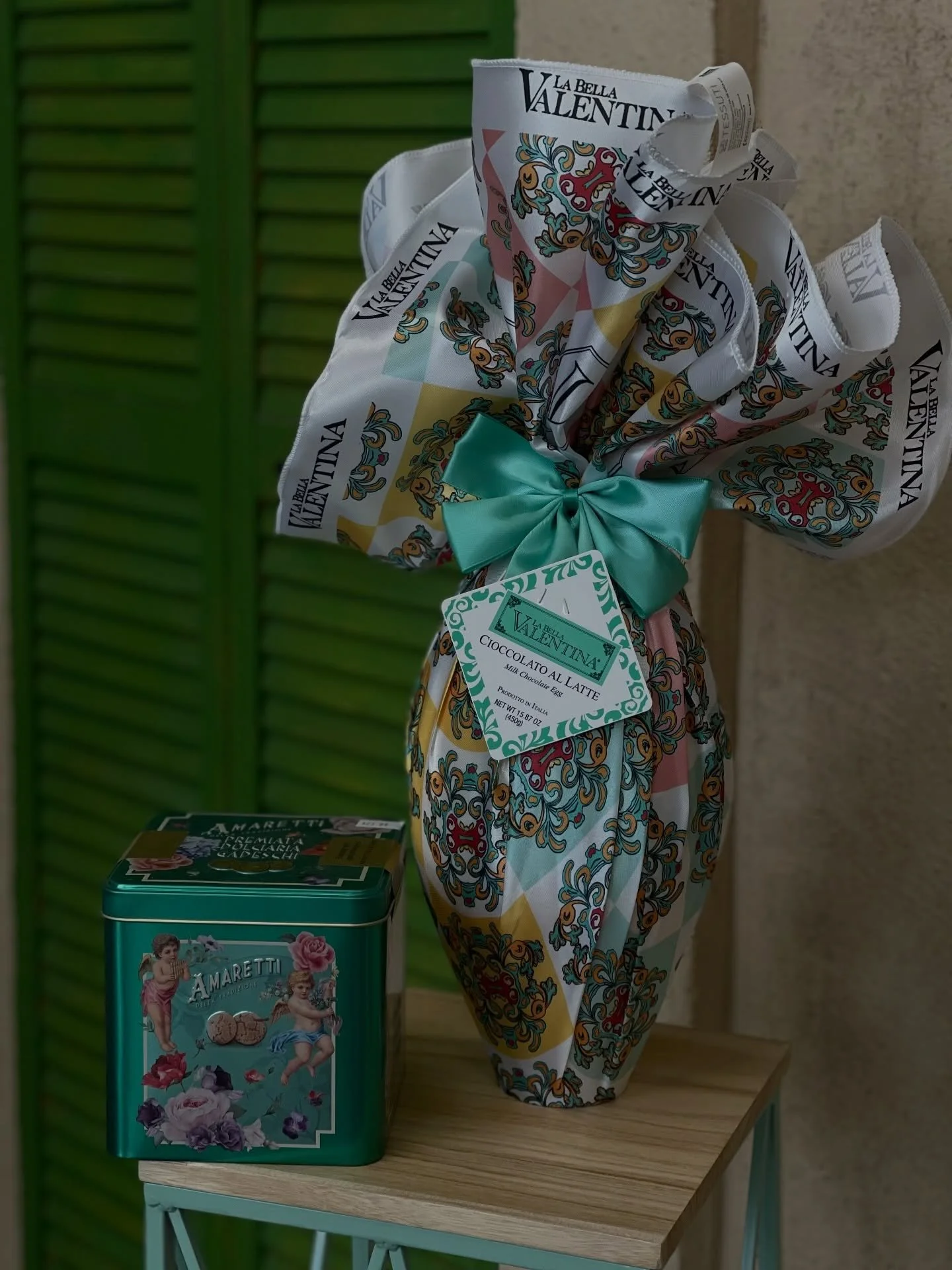 L&rsquo;uovo di Pasqua 🥚🇮🇹

In Italy, Easter isn&rsquo;t about chocolate bunnies, it&rsquo;s about the egg. These stunning La Bella Valentina chocolate Easter eggs are imported from Italy, hand-wrapped in gorgeous fabric, tied with a satin bow, an