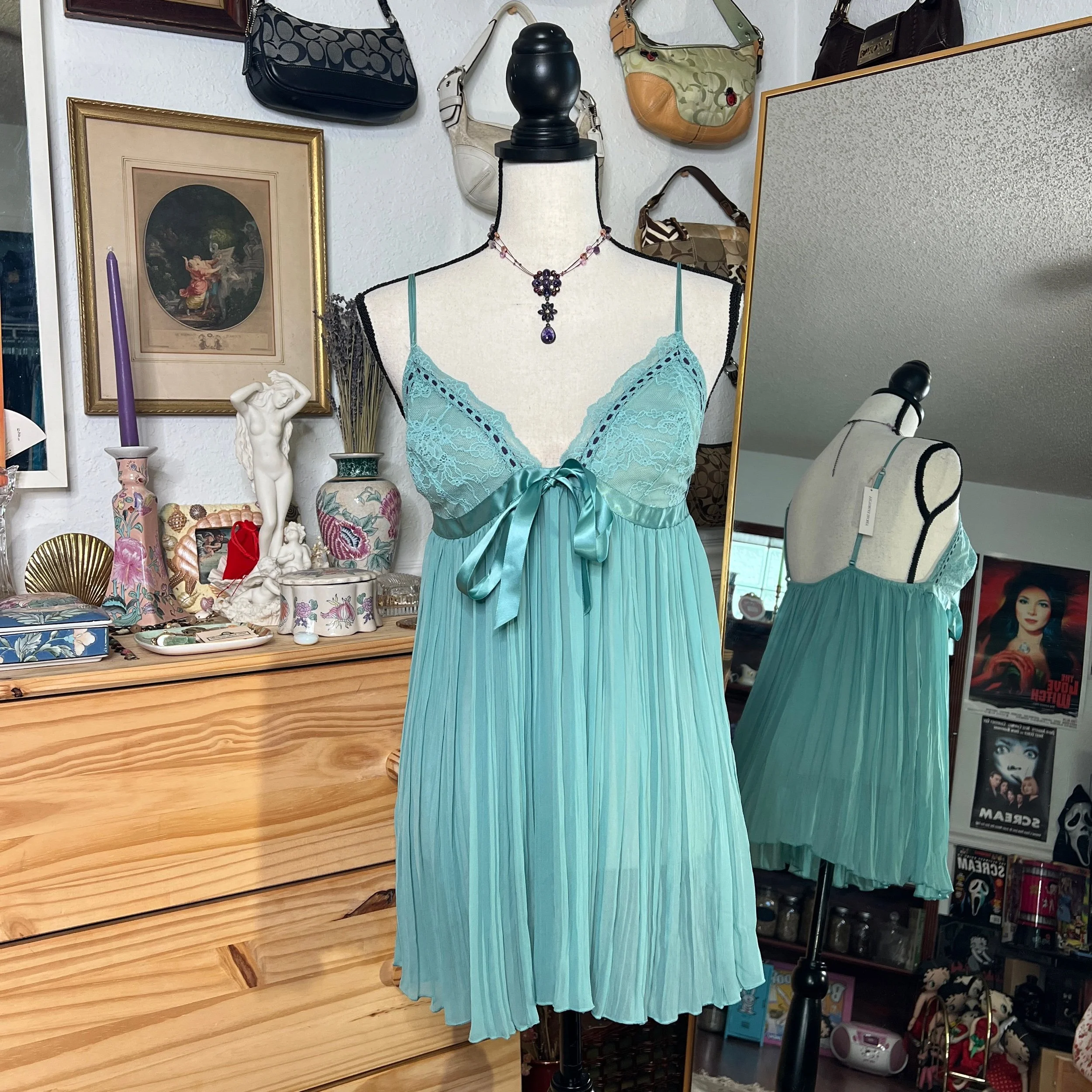 Victoria’s Secret Mint Green Teal Chiffon Pleated Babydoll Slip