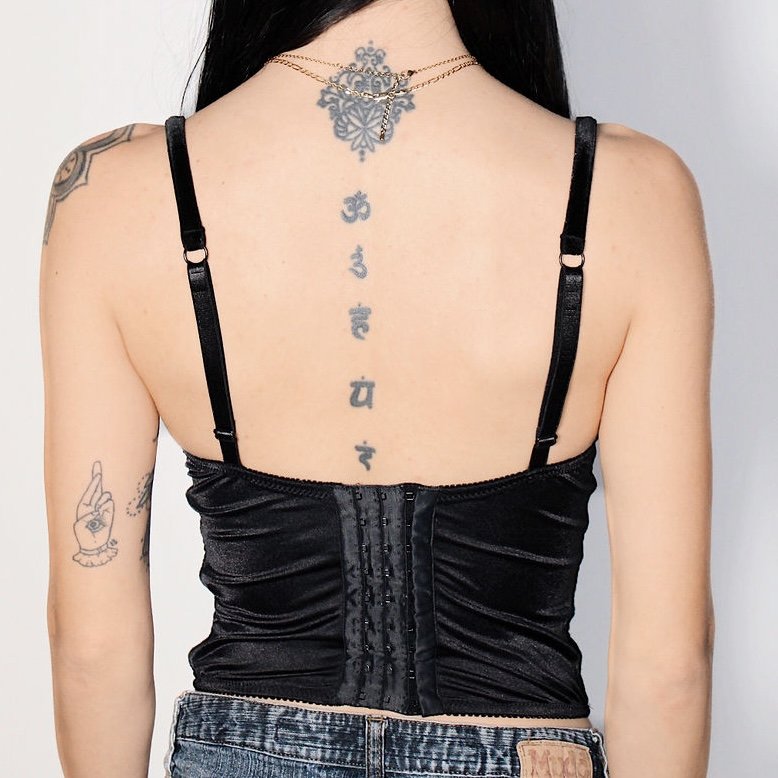 VS Bustier 4.jpg