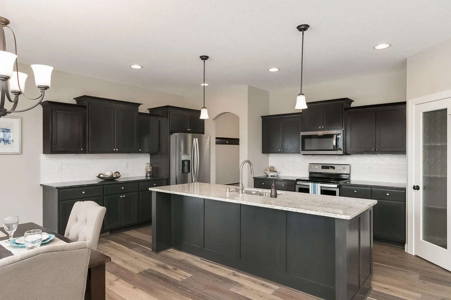 23823 186th St NW Big Lake MN-large-010-23-Kitchen-1500x1000-72dpi.jpg