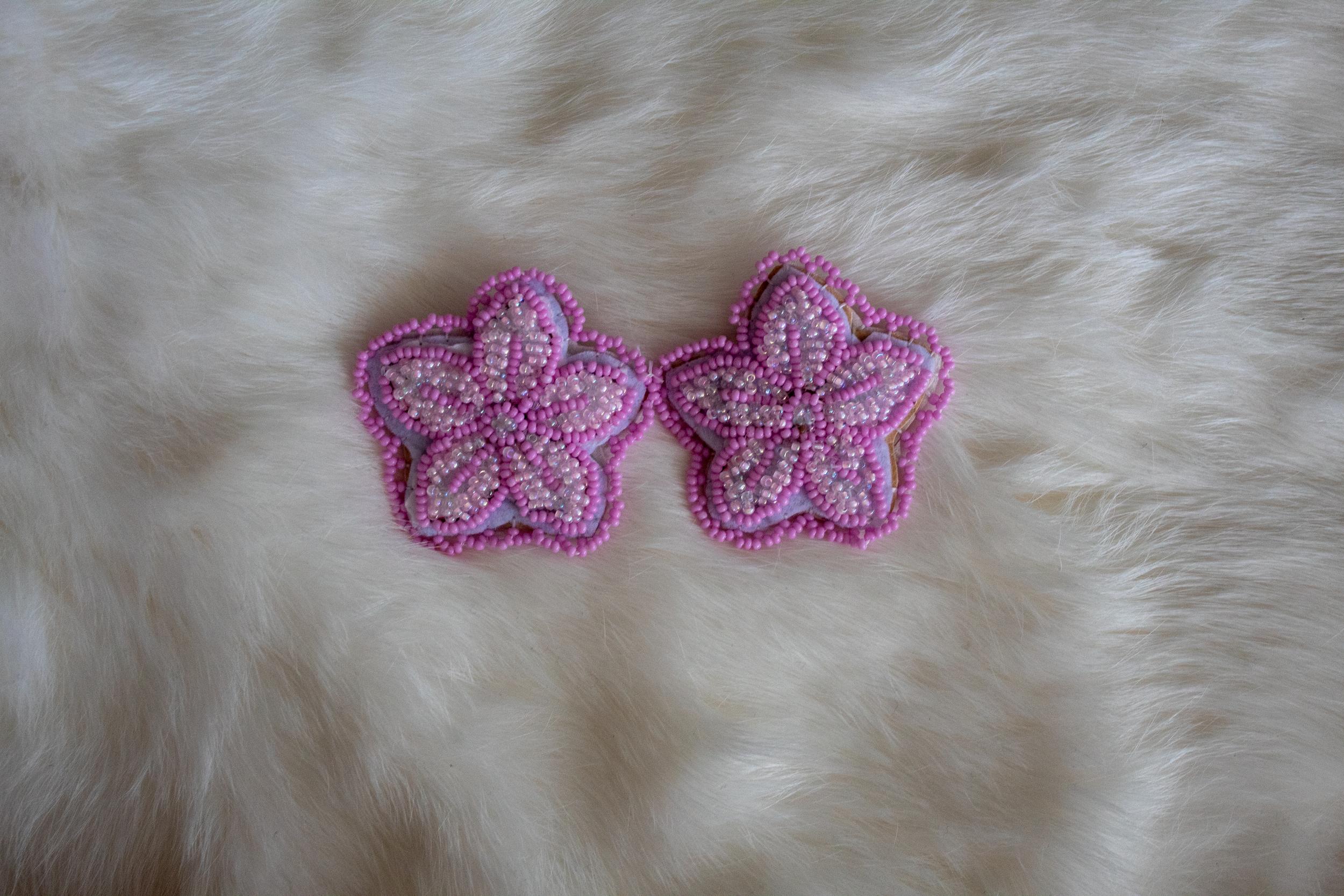 Pink raised flowers.png