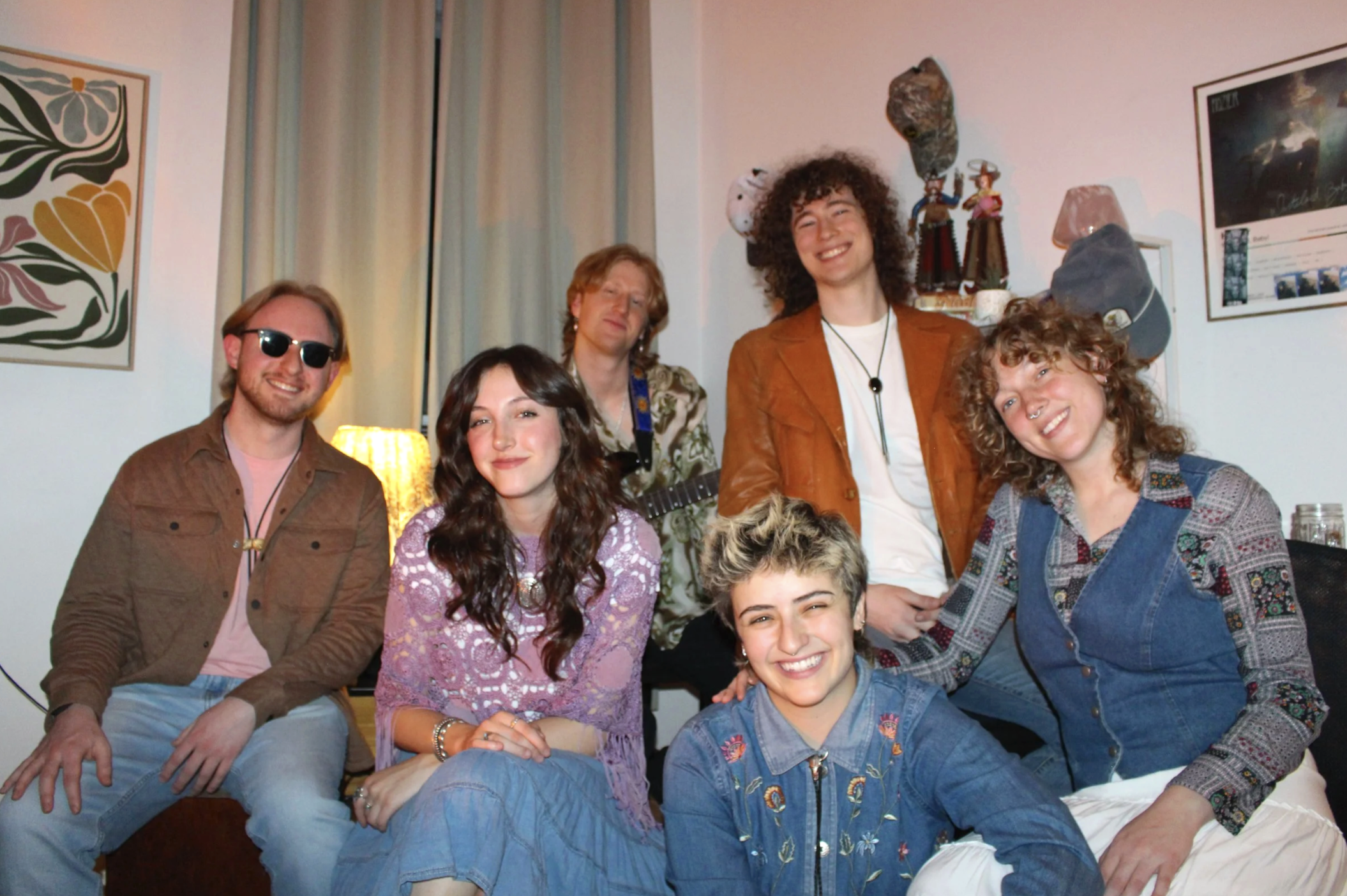 Julia Honnen Band.png