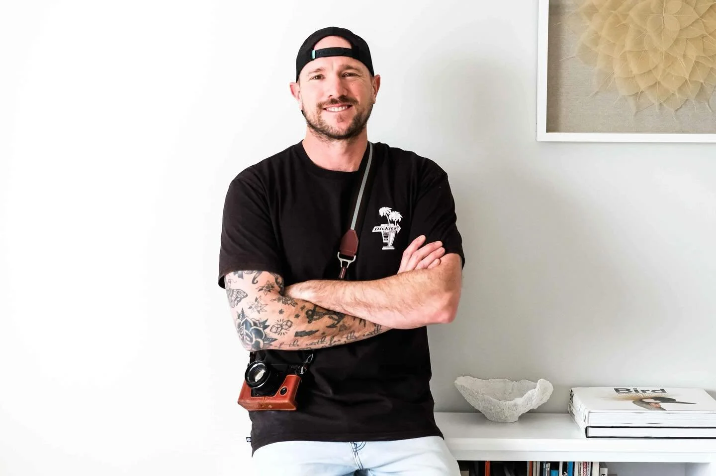 Meet Paul: Your Memory Maker! 📸
Hey there! I&rsquo;m Paul, the photographer half of Dunsborough Elopement Co. 
With 16 years of experience and a love for capturing all things romantic, I&rsquo;m here to make your elopement moments last a lifetime! ✨