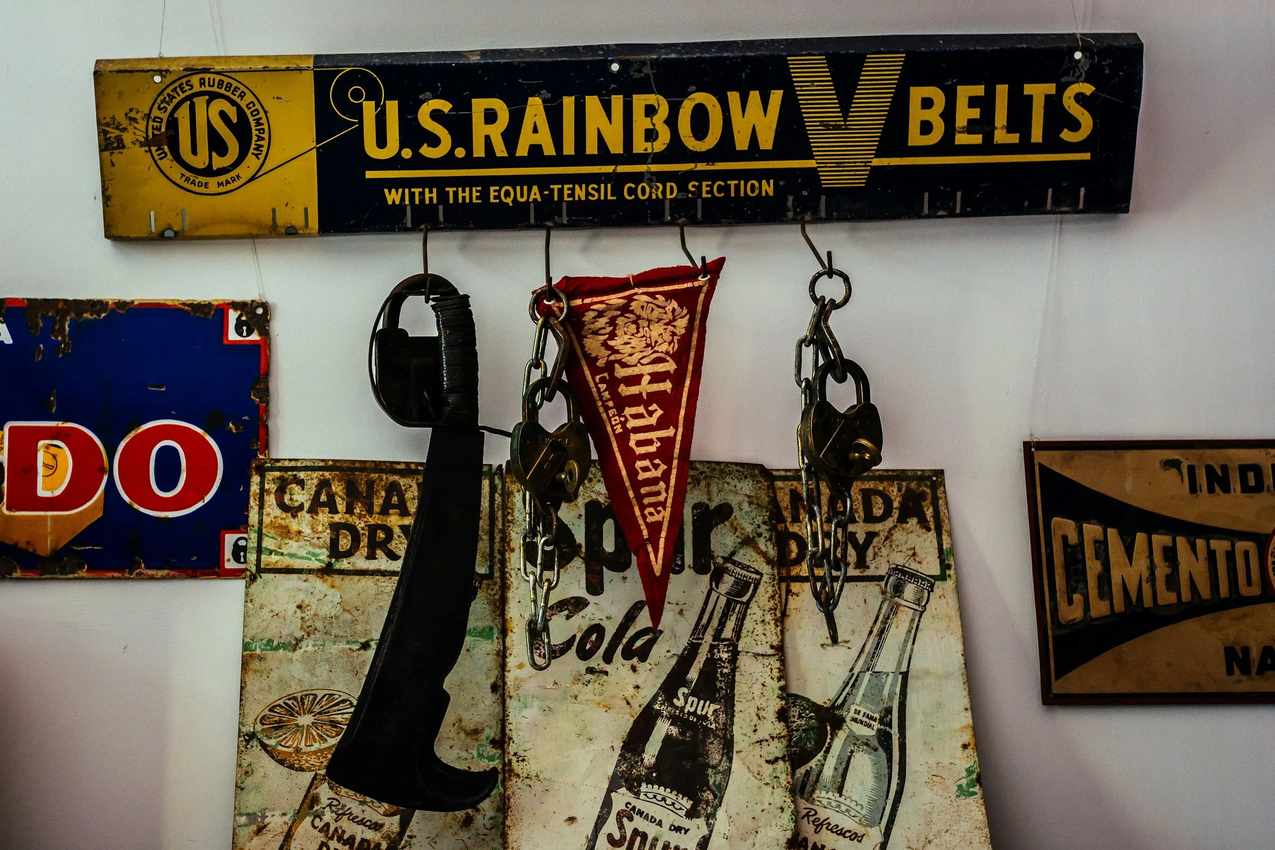 Introducing Zestful Antiques & Collectibles: Where Memory Meets Meaning