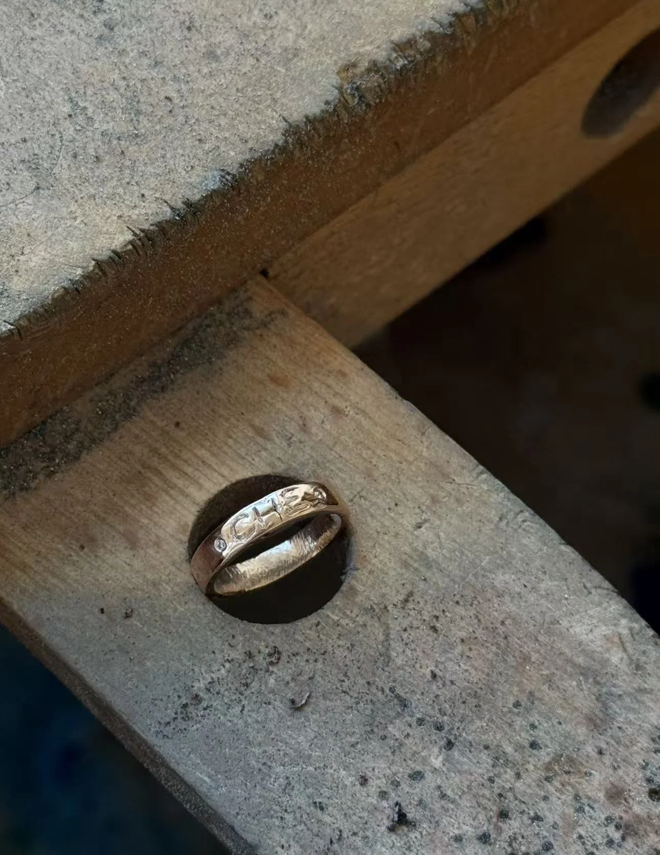 14K Rose Gold Single Ring with Natural Diamonds 