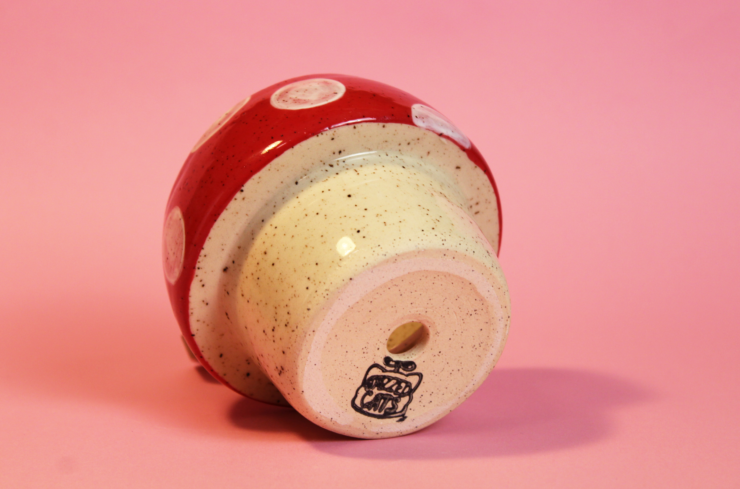 Mushie pot bottom.png