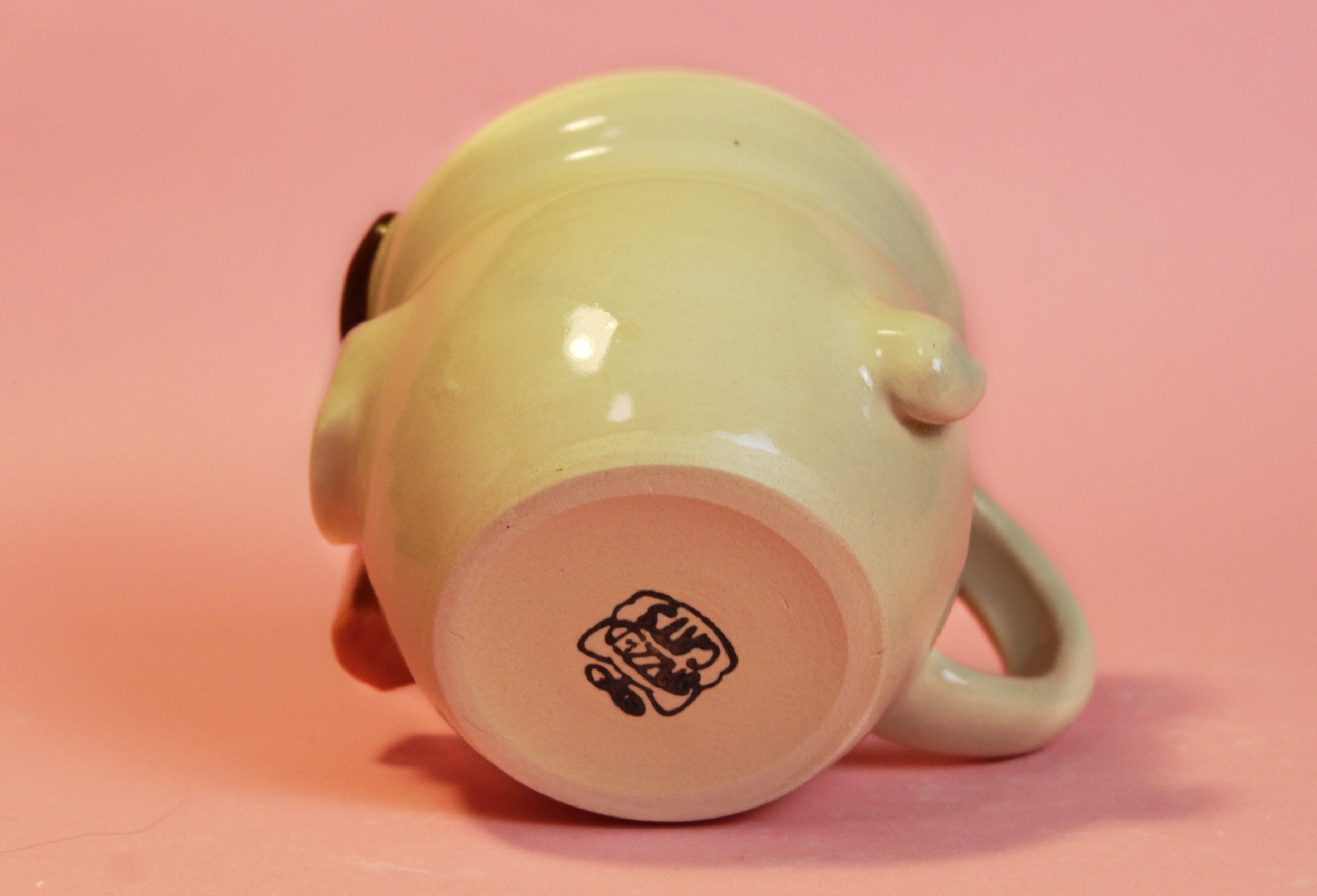 pug mug bottom.png