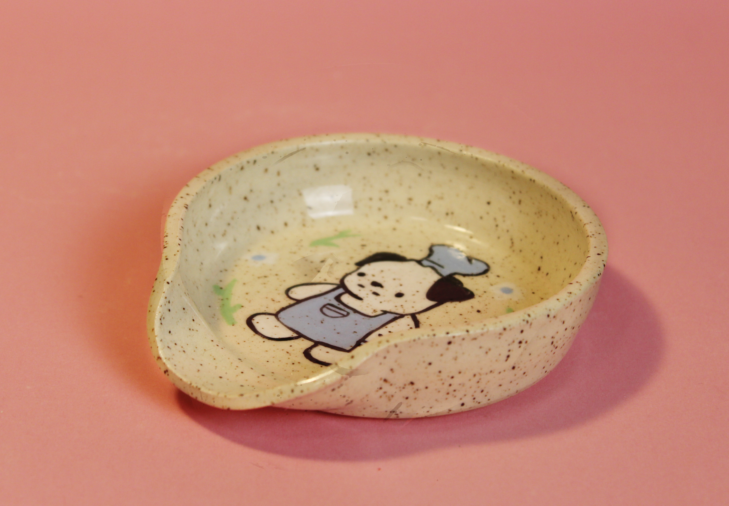 Dog spoon rest side.png