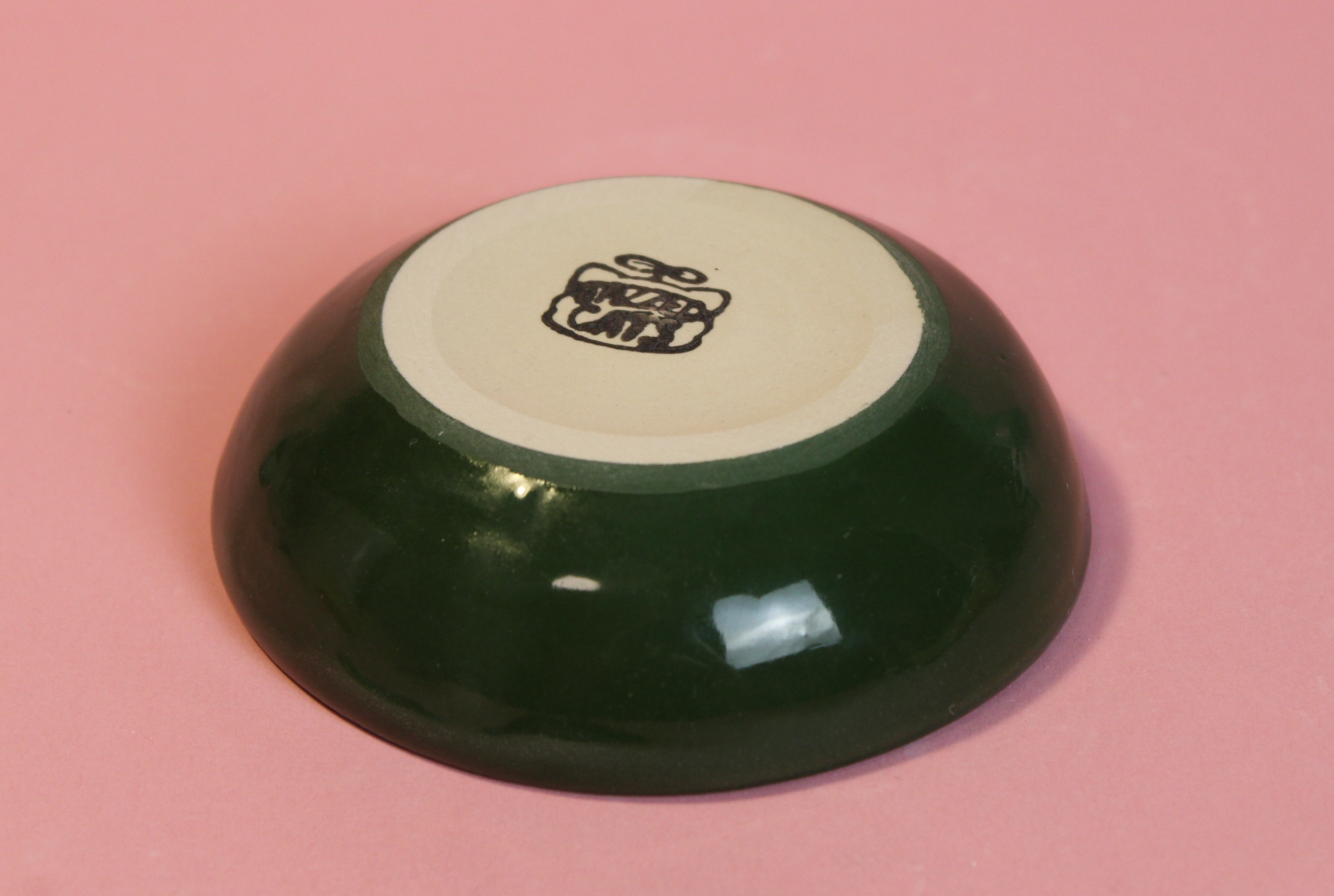Frog dish bottom.png