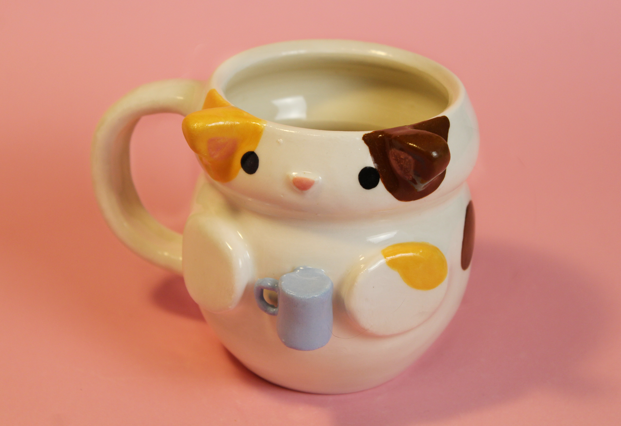 Calico cat mug front.png
