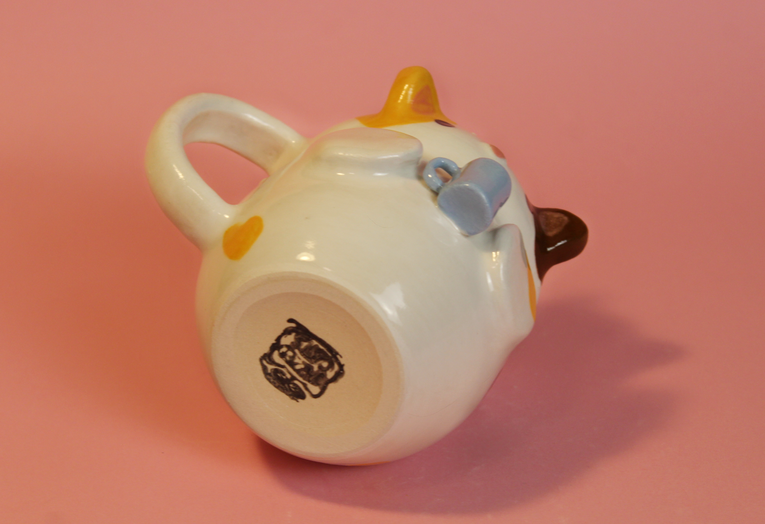Calico cat mug bottom.png