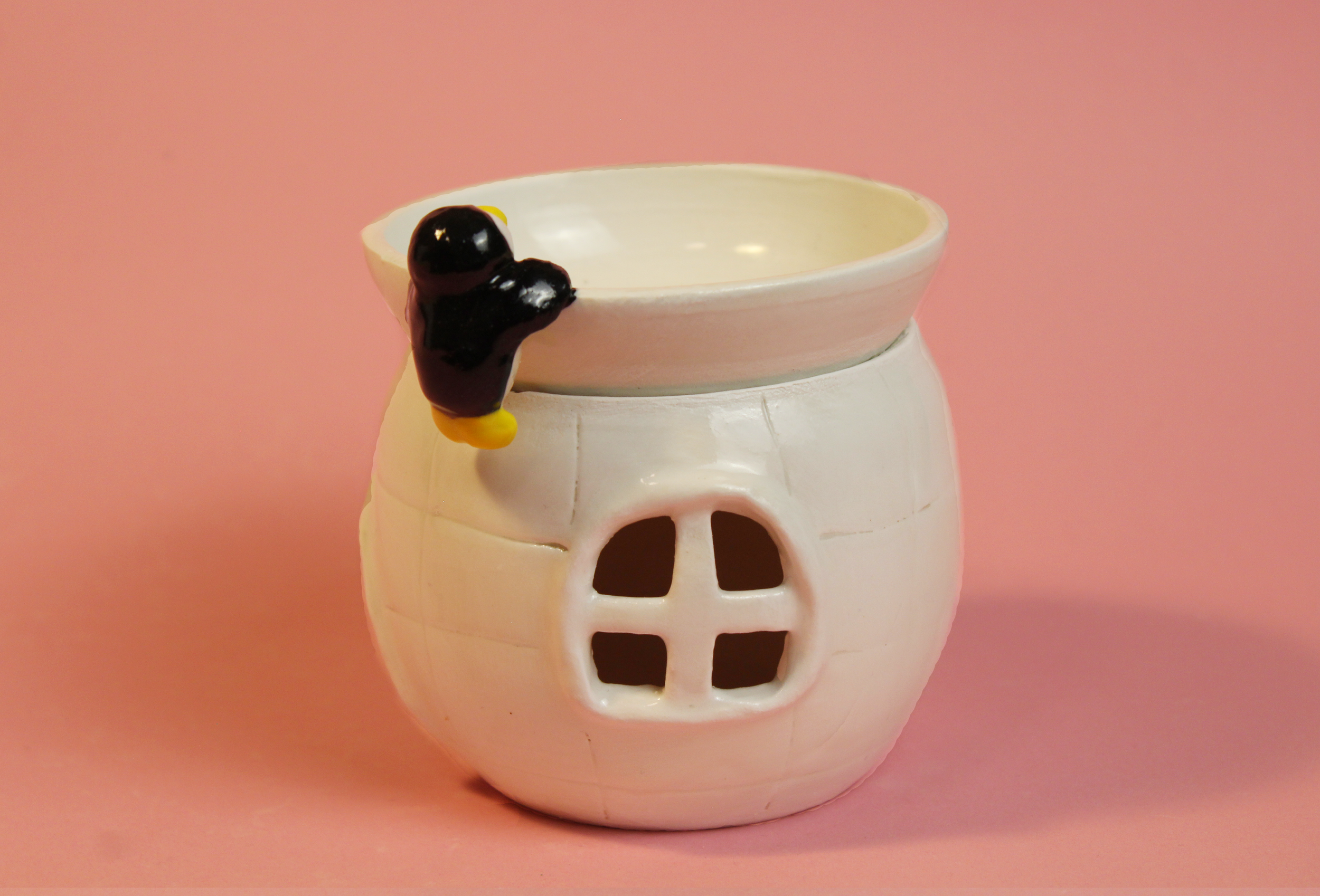 penguin wax melt side.png