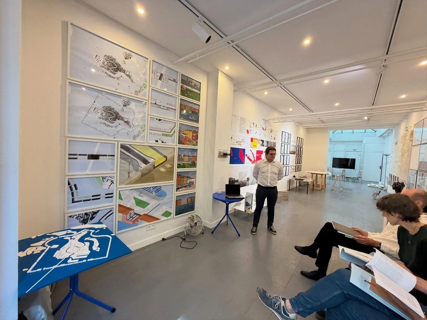 Advanced Diploma in Architecture External Examinations. Congratulations to year two students who are now graduates of the Institute, and to year one students who have successfully passed into the second year. Many thanks to our External Examiners, Ru