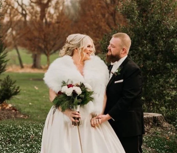 Is a Winter Wedding Right for You? Pros, Cons, and Planning Tips