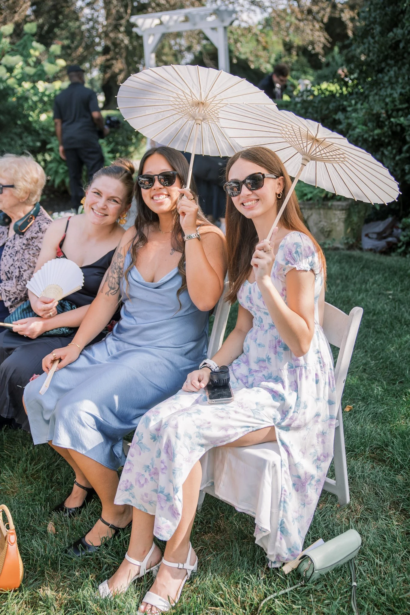 What to Wear to a Summer Wedding: A Guide for Couples and Guests