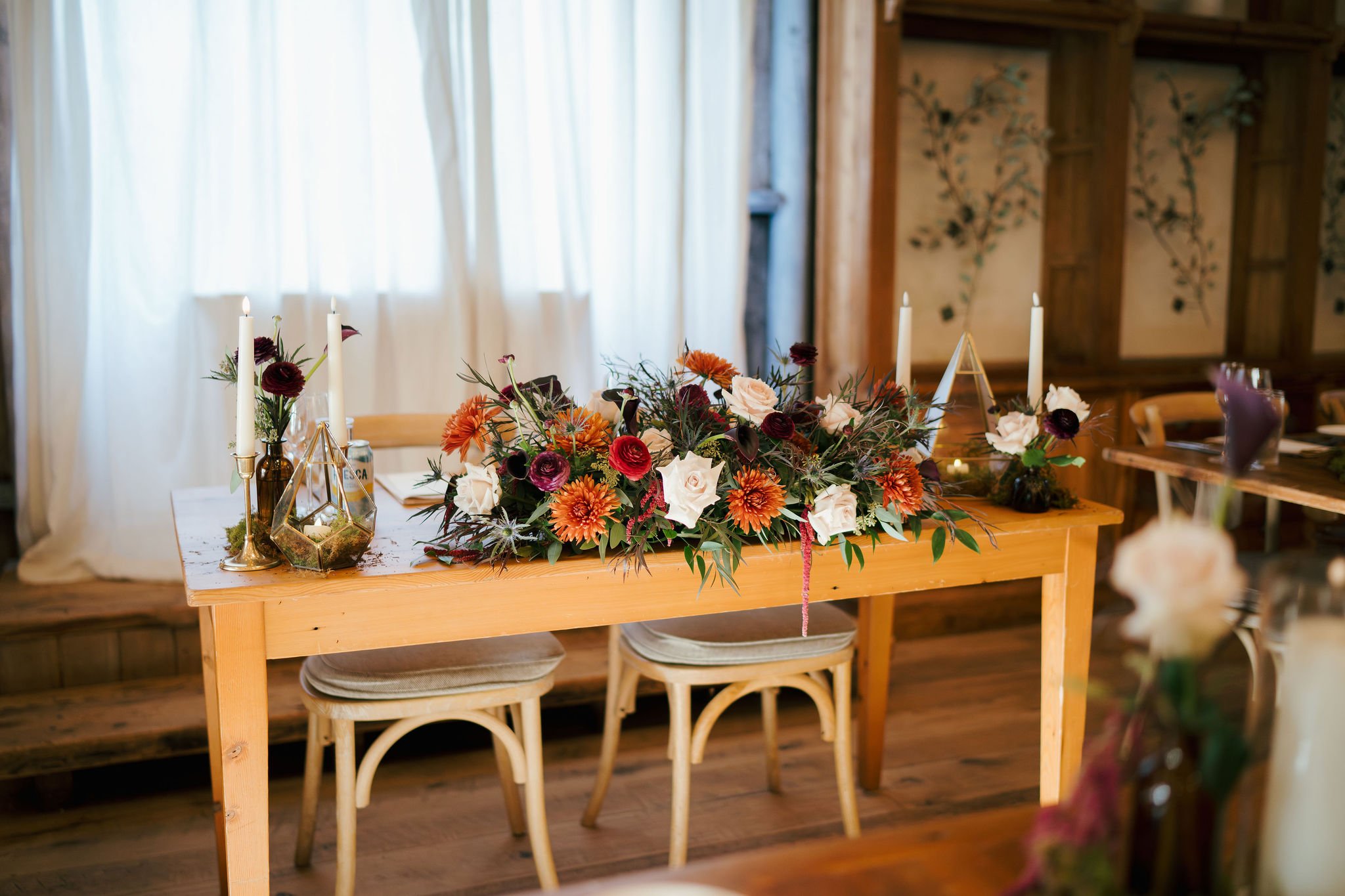 Fall Wedding Color Palettes That Feel Warm, Romantic, and Timeless