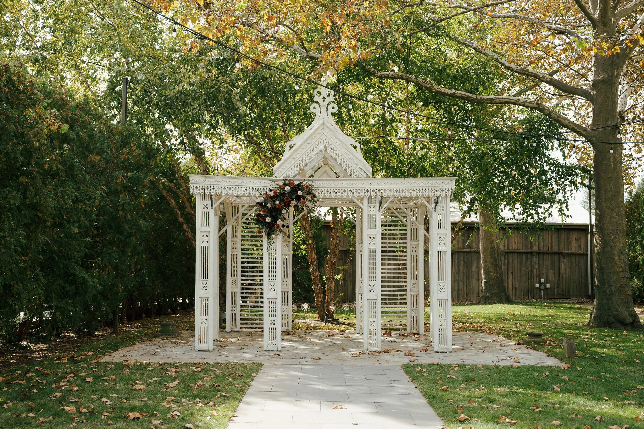 Why Fall Is One of the Best Seasons to Get Married in Philadelphia