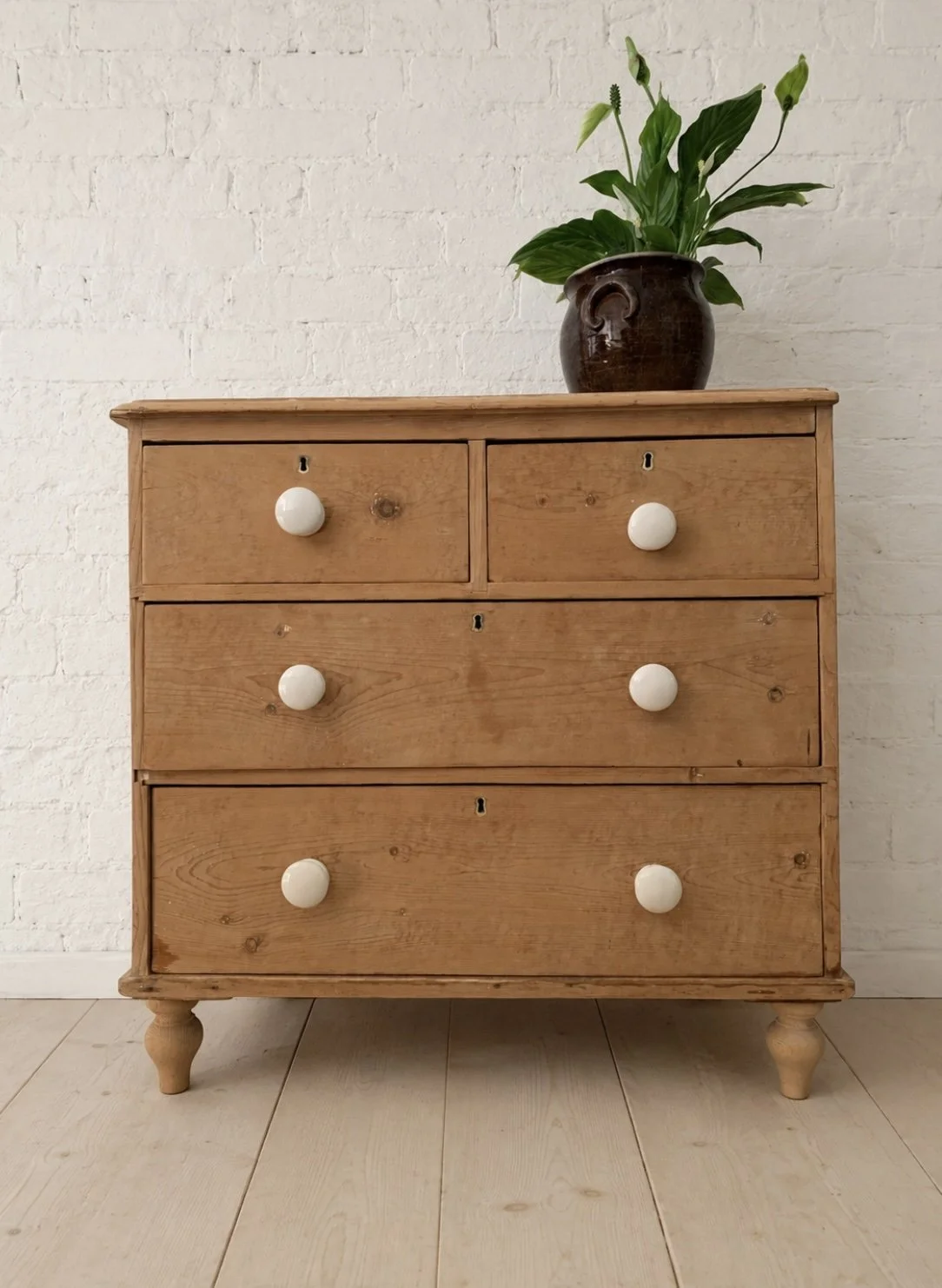 Victorian Pine Chest of Drawers with Ceramic Knobs