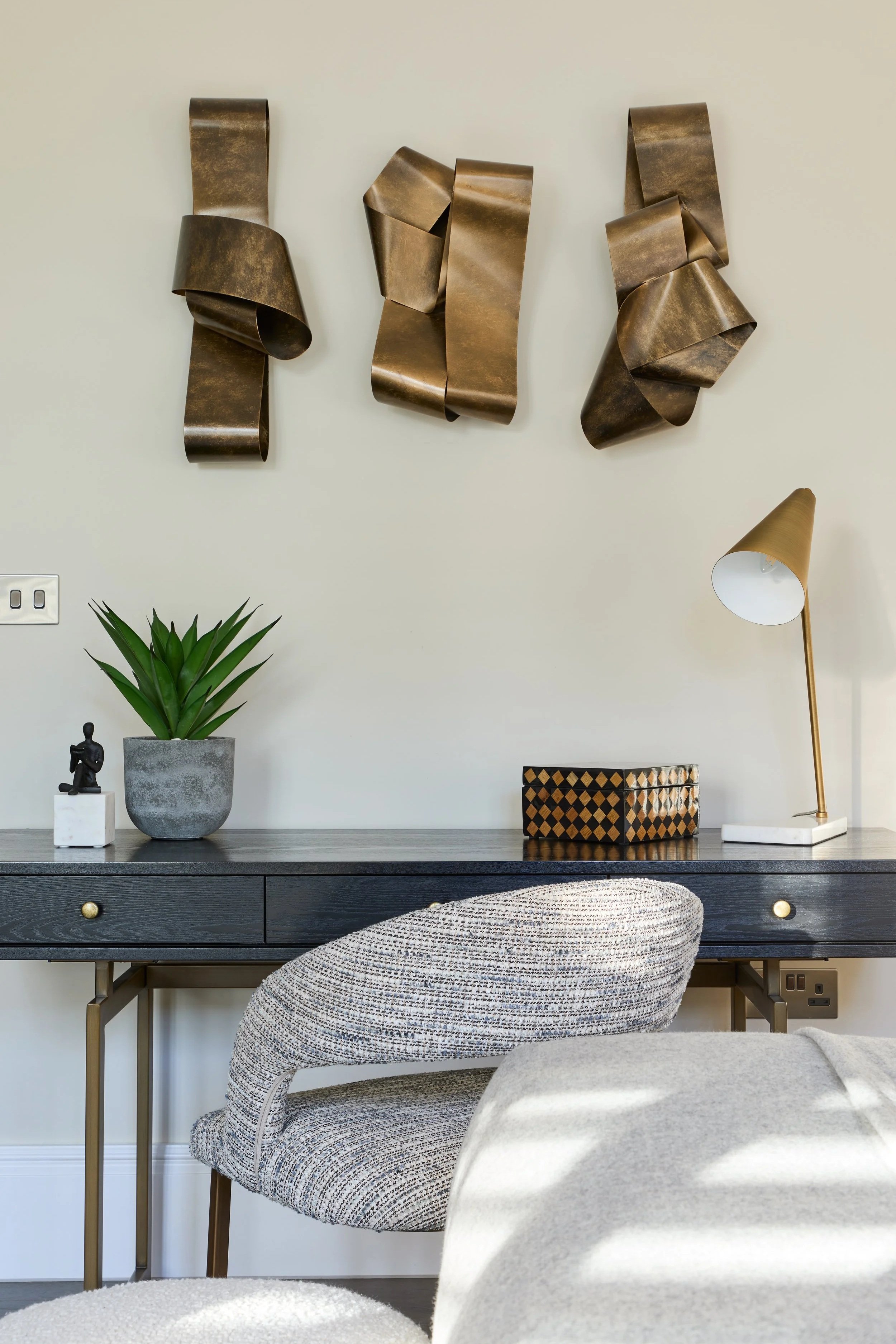 Furnbury Interior Design Burwood Park Surrey Bedroom 1 Desk