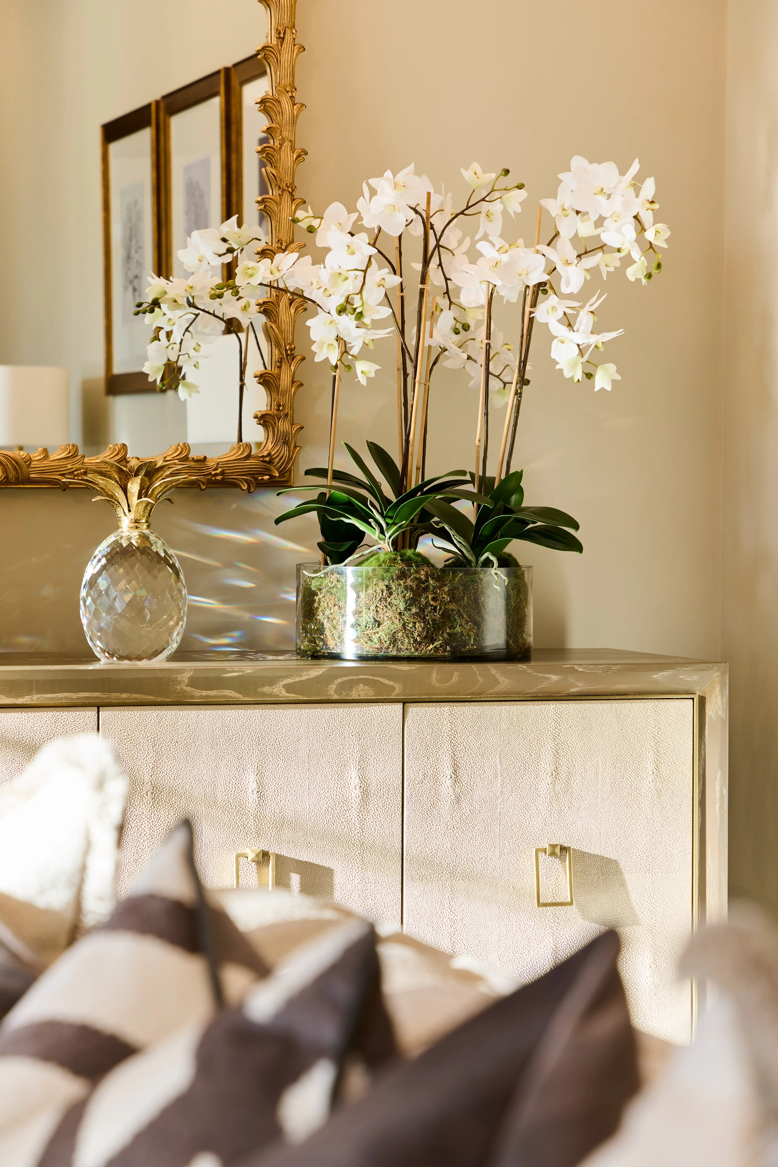 Furnbury Interior Design Burwood Park Surrey Sitting Room Flowers